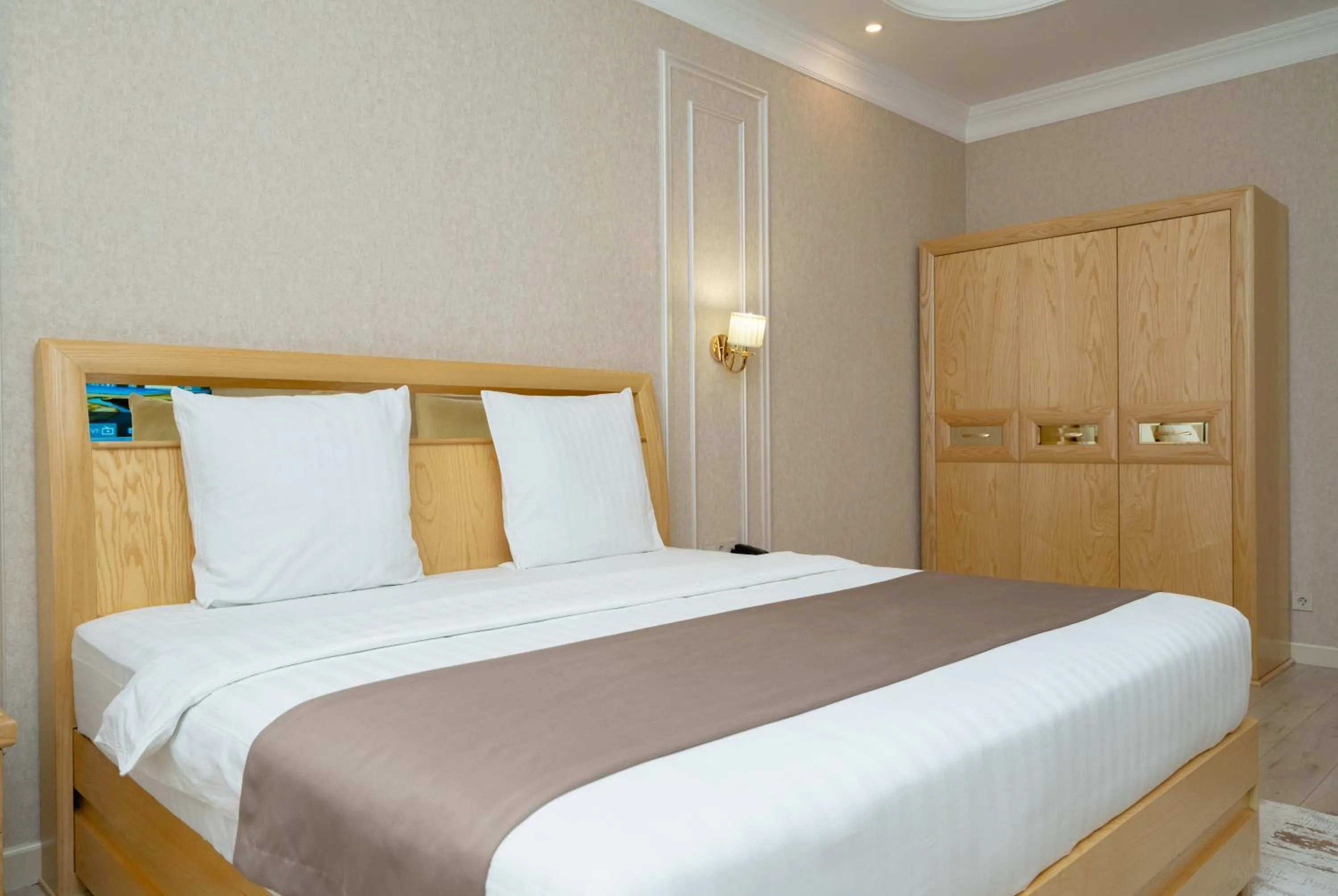Bed in Al Anvar Halal Hotel by HotelPro group
