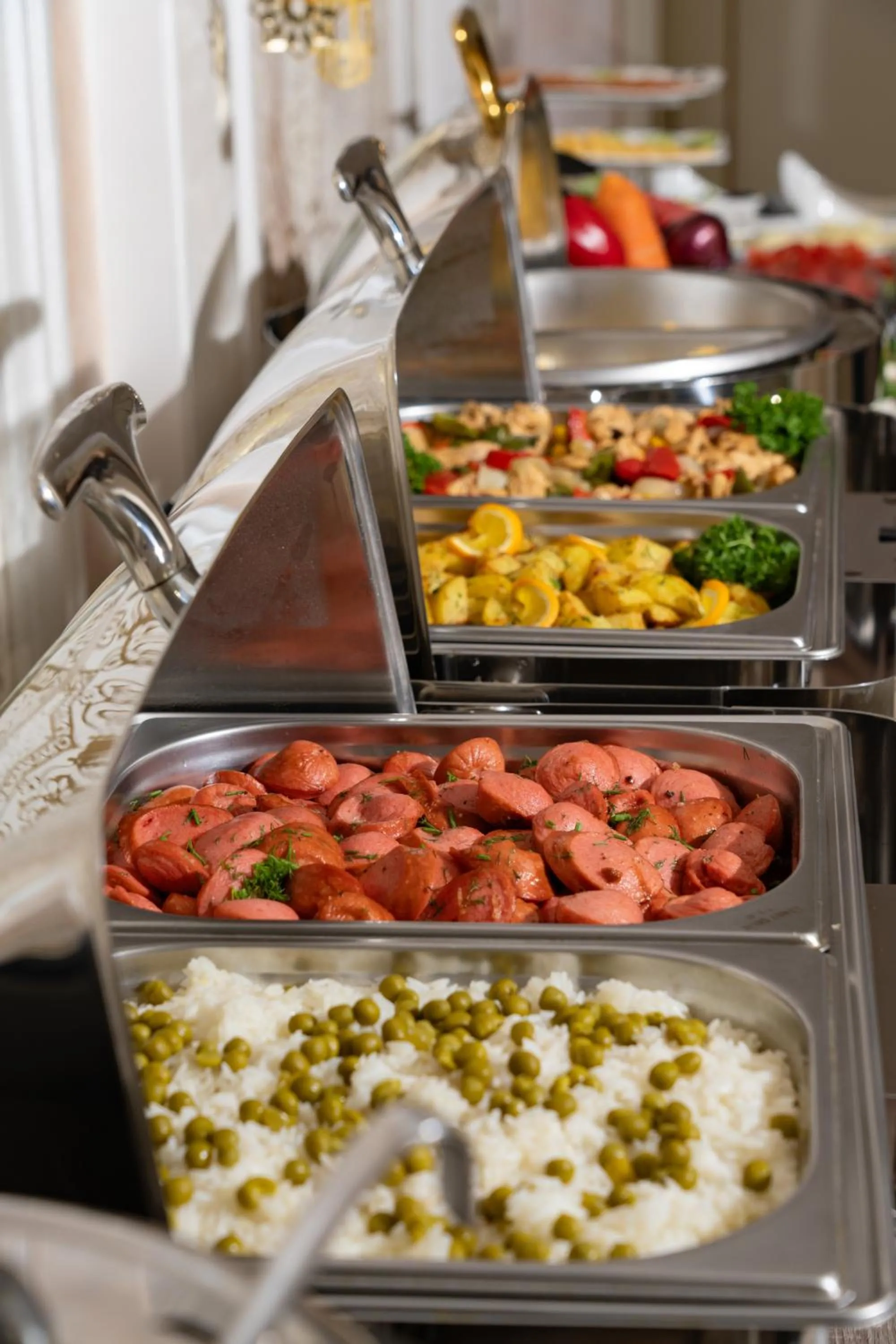 Food and drinks in Al Anvar Halal Hotel by HotelPro group