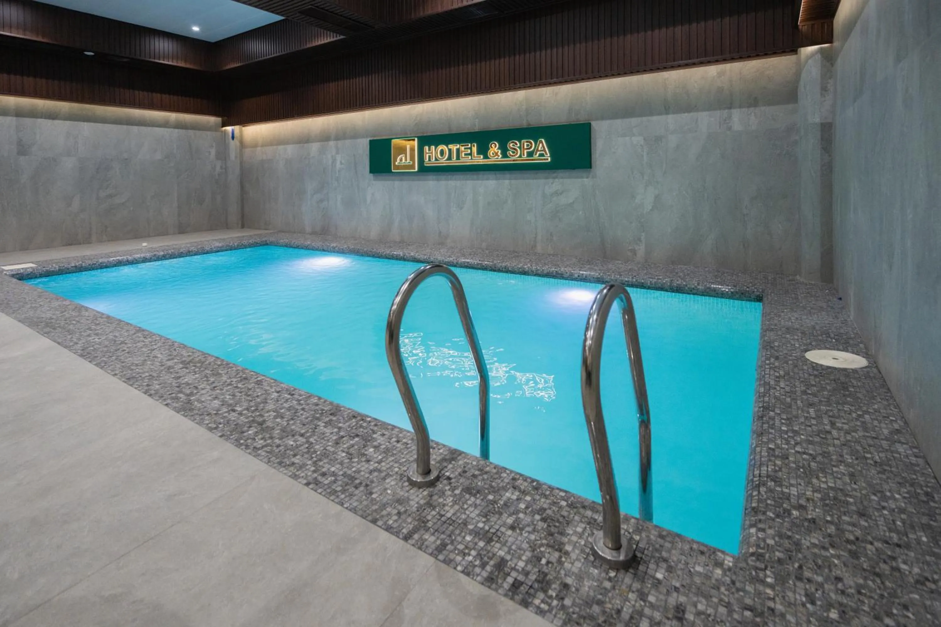 Swimming pool in Al Anvar Halal Hotel by HotelPro group