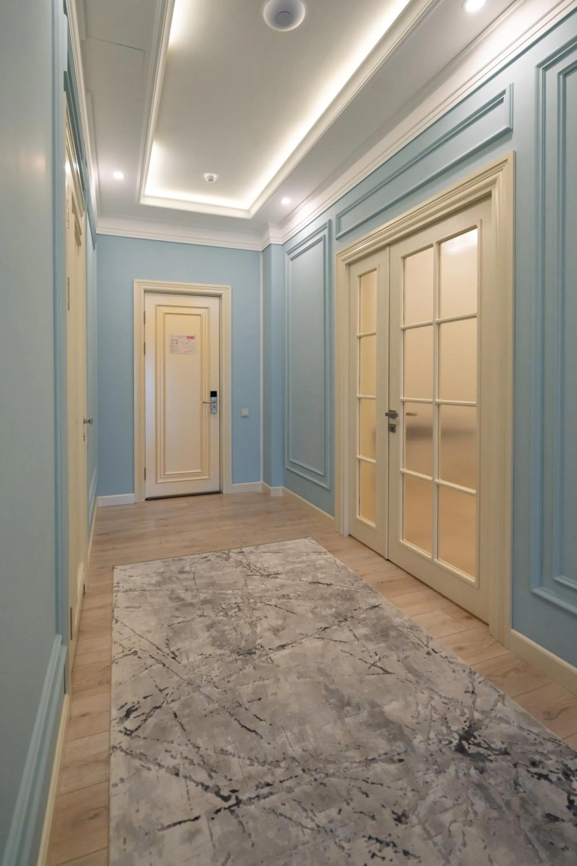 Photo of the whole room in Al Anvar Halal Hotel by HotelPro group