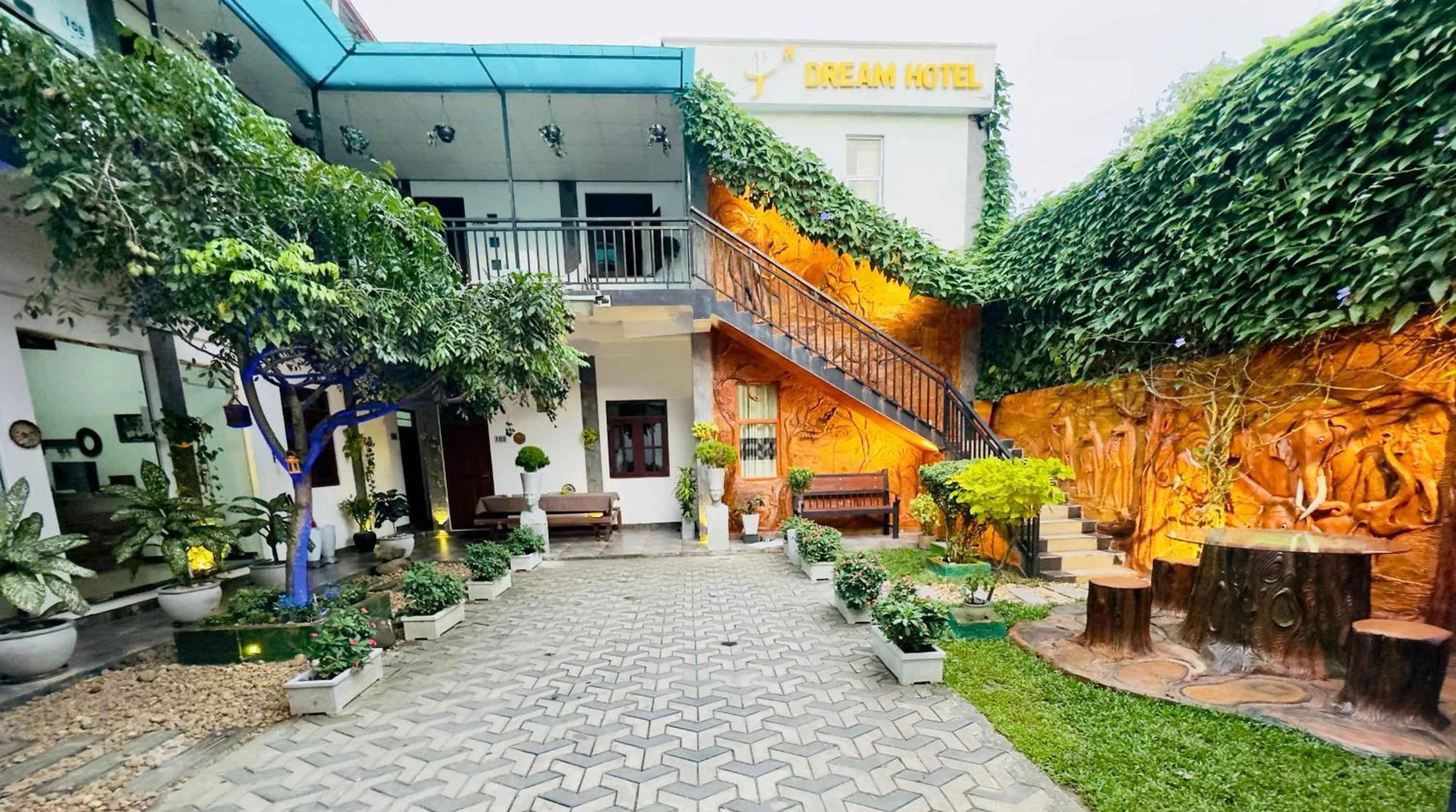 Garden view in Airport J Dream Resort