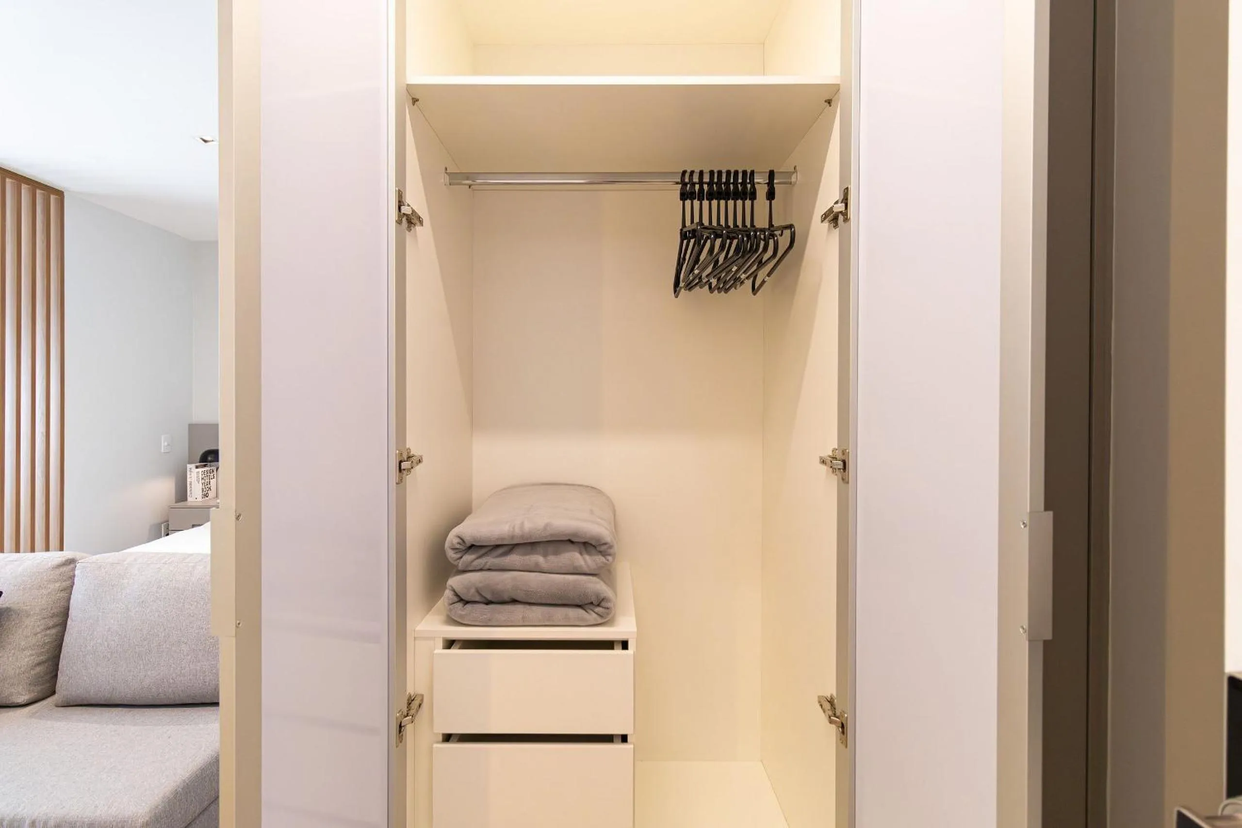 Bedroom in DSG Itaim by Conviva