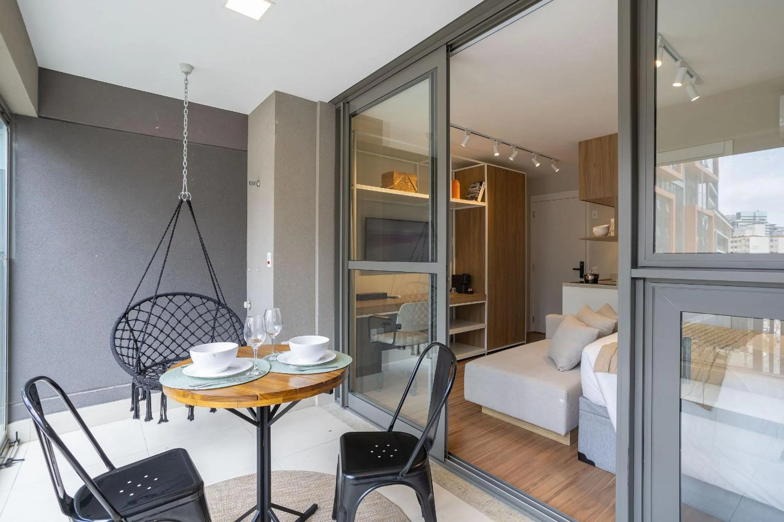 Bed in DSG Itaim by Conviva