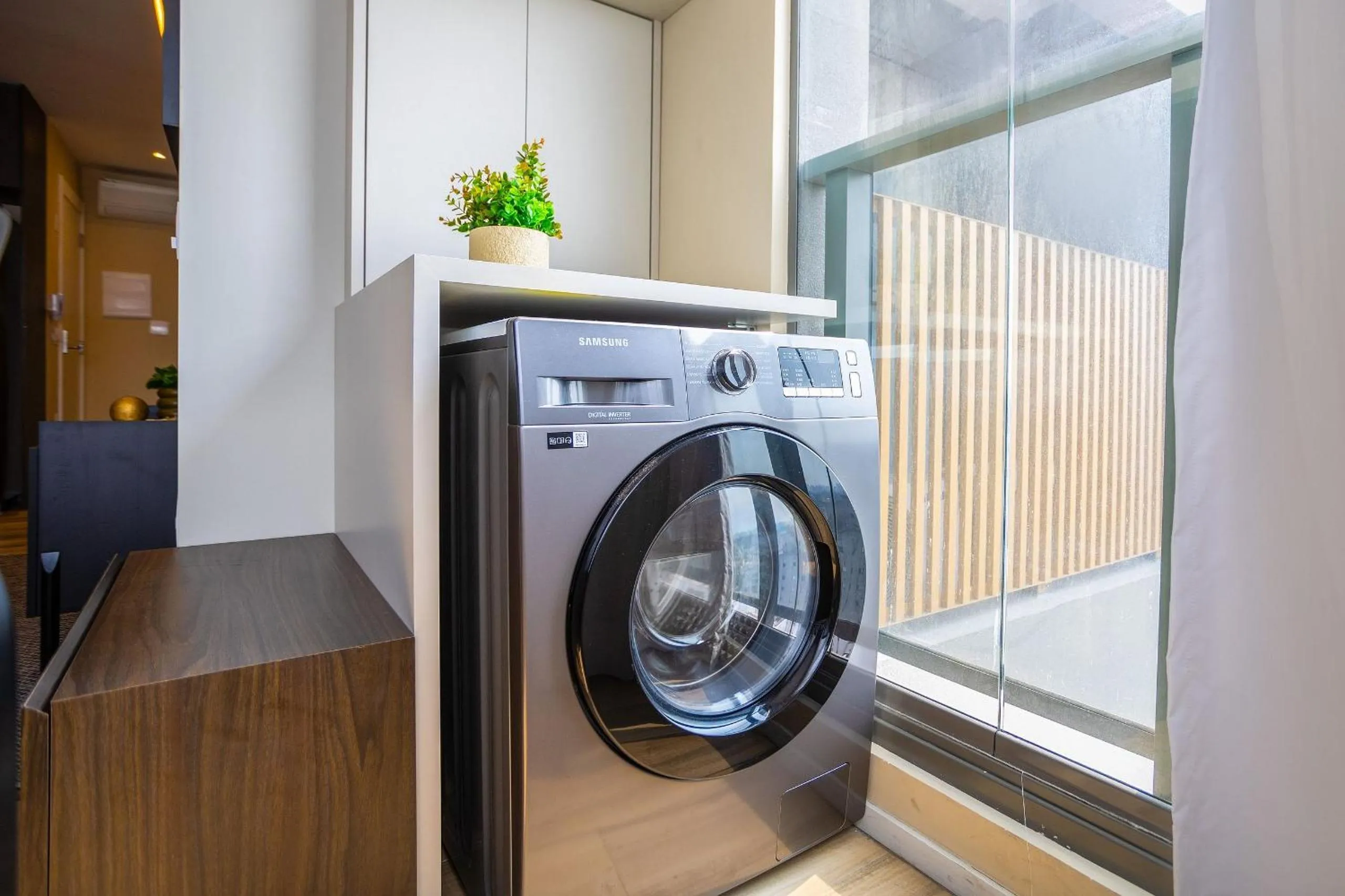 Living room in DSG Itaim by Conviva