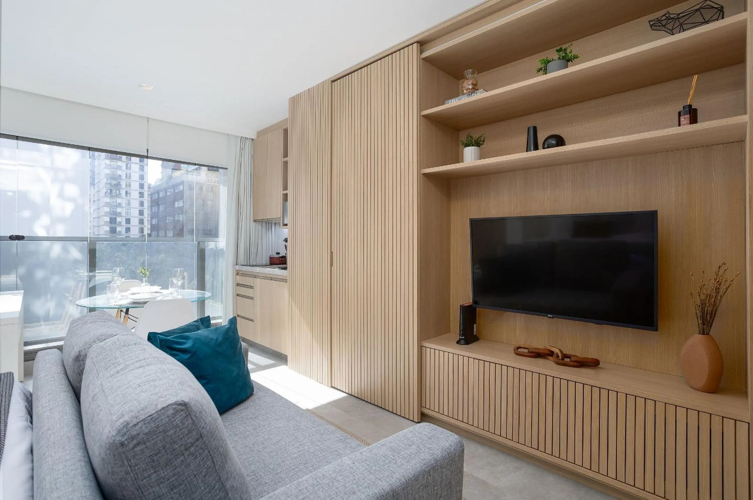 Bedroom in DSG Itaim by Conviva