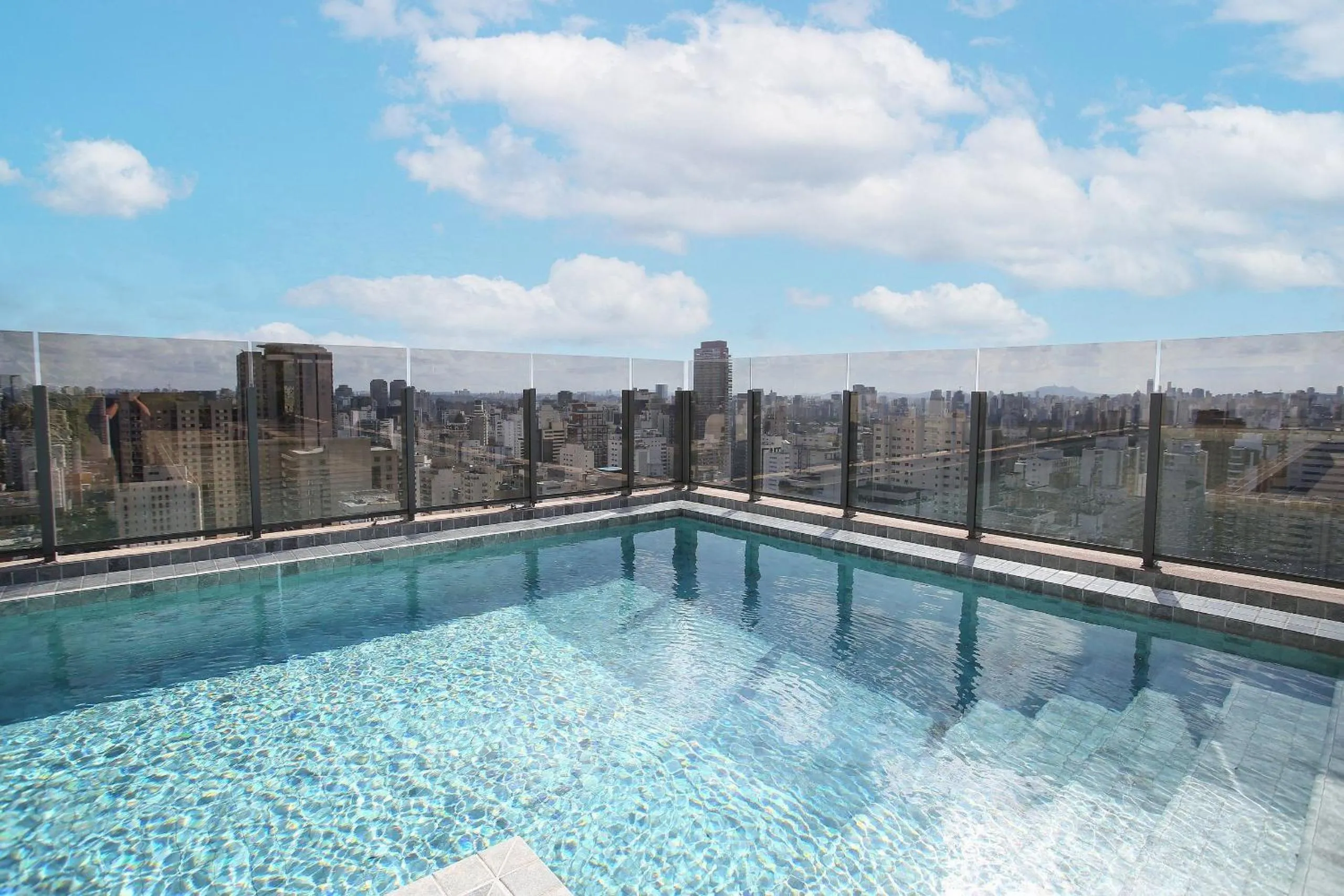 Swimming pool in DSG Itaim by Conviva