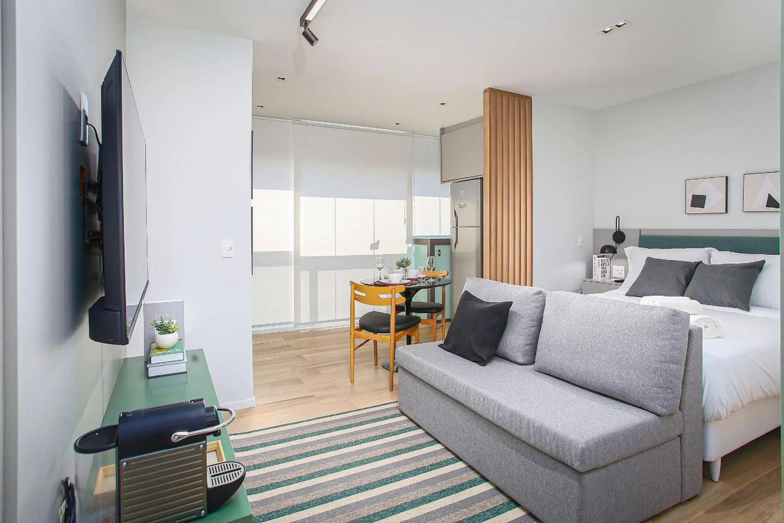 Living room in DSG Itaim by Conviva