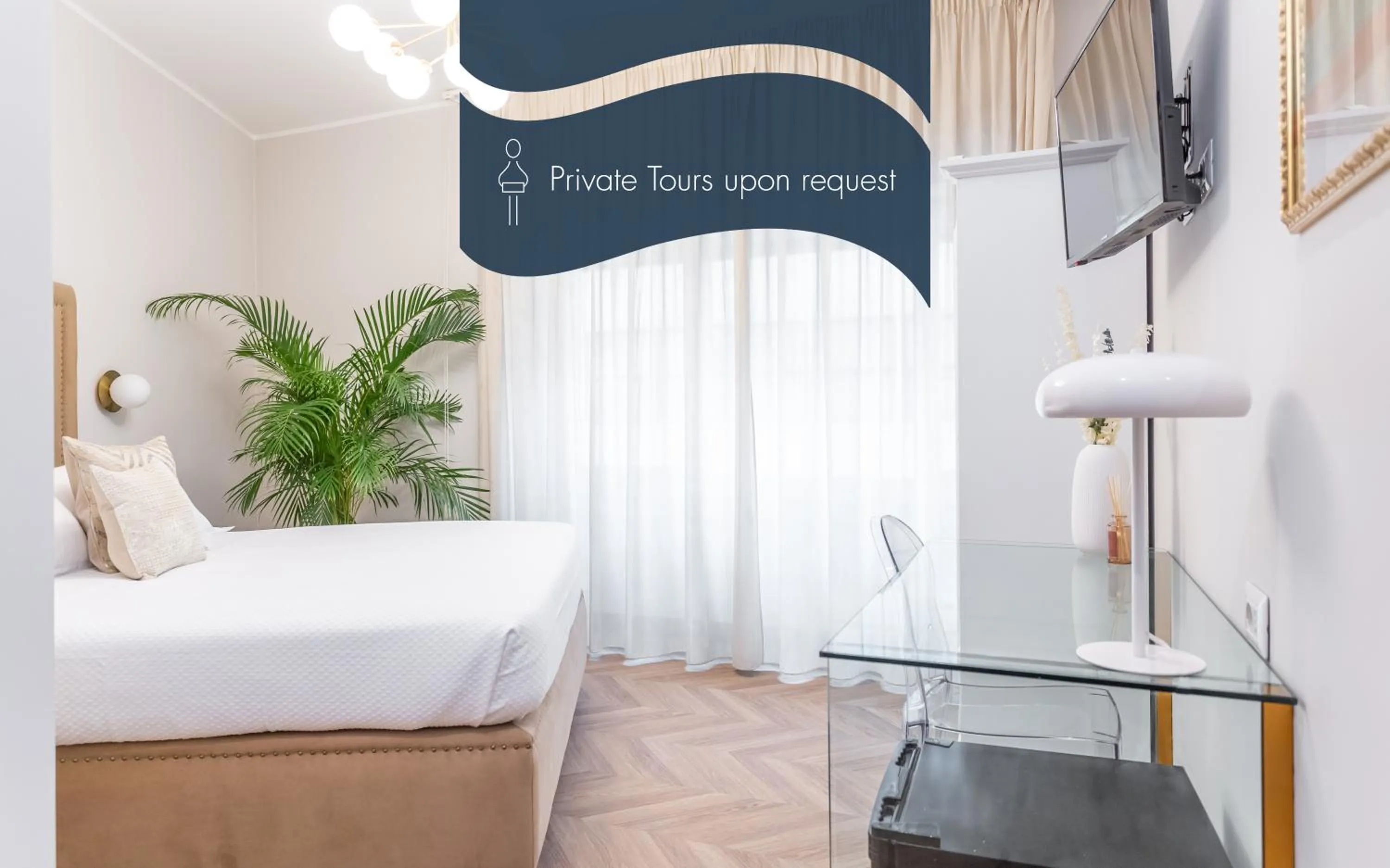 Text overlay, Bed in Daplace - Gran Torino Suites