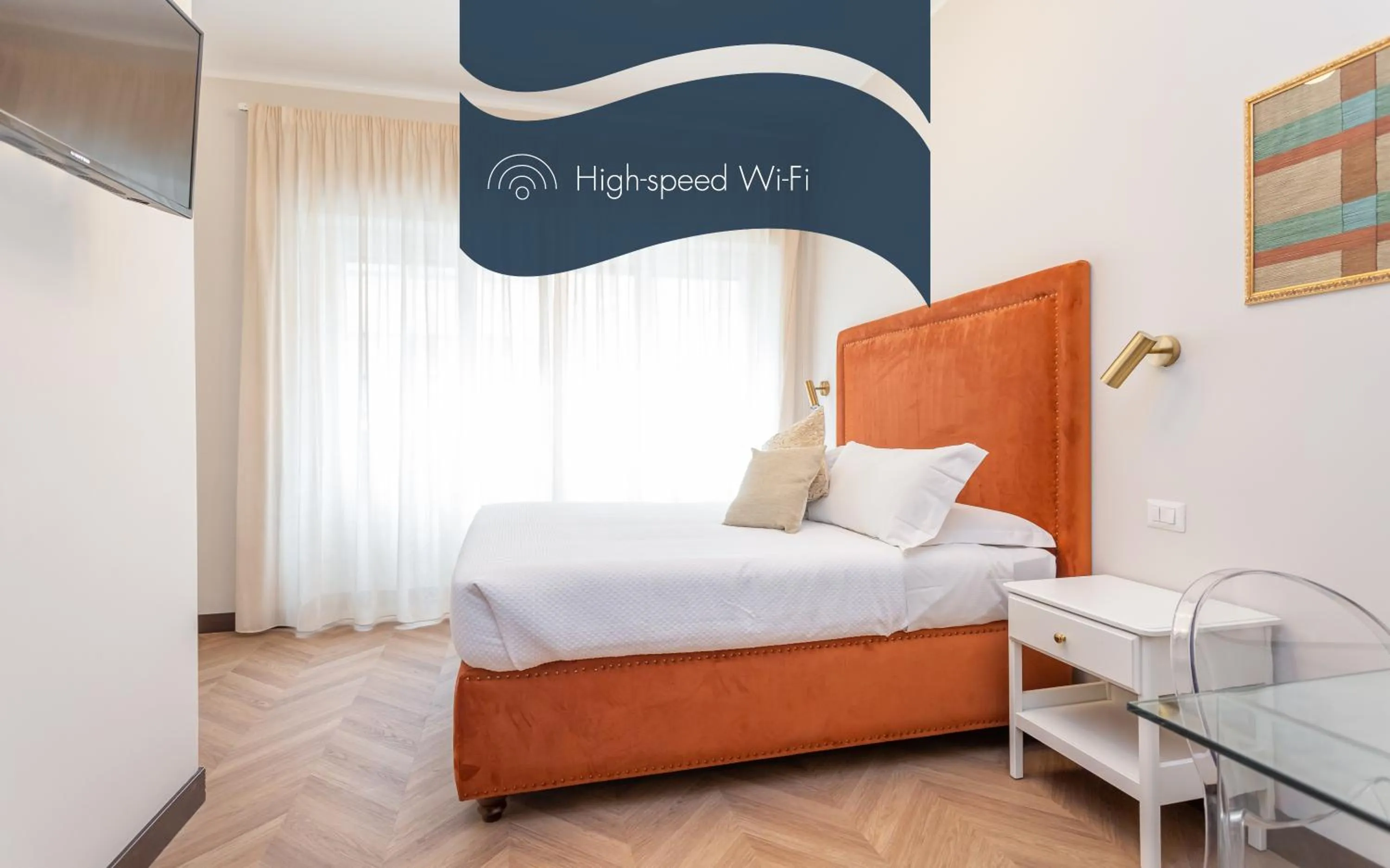 Text overlay, Bed in Daplace - Gran Torino Suites