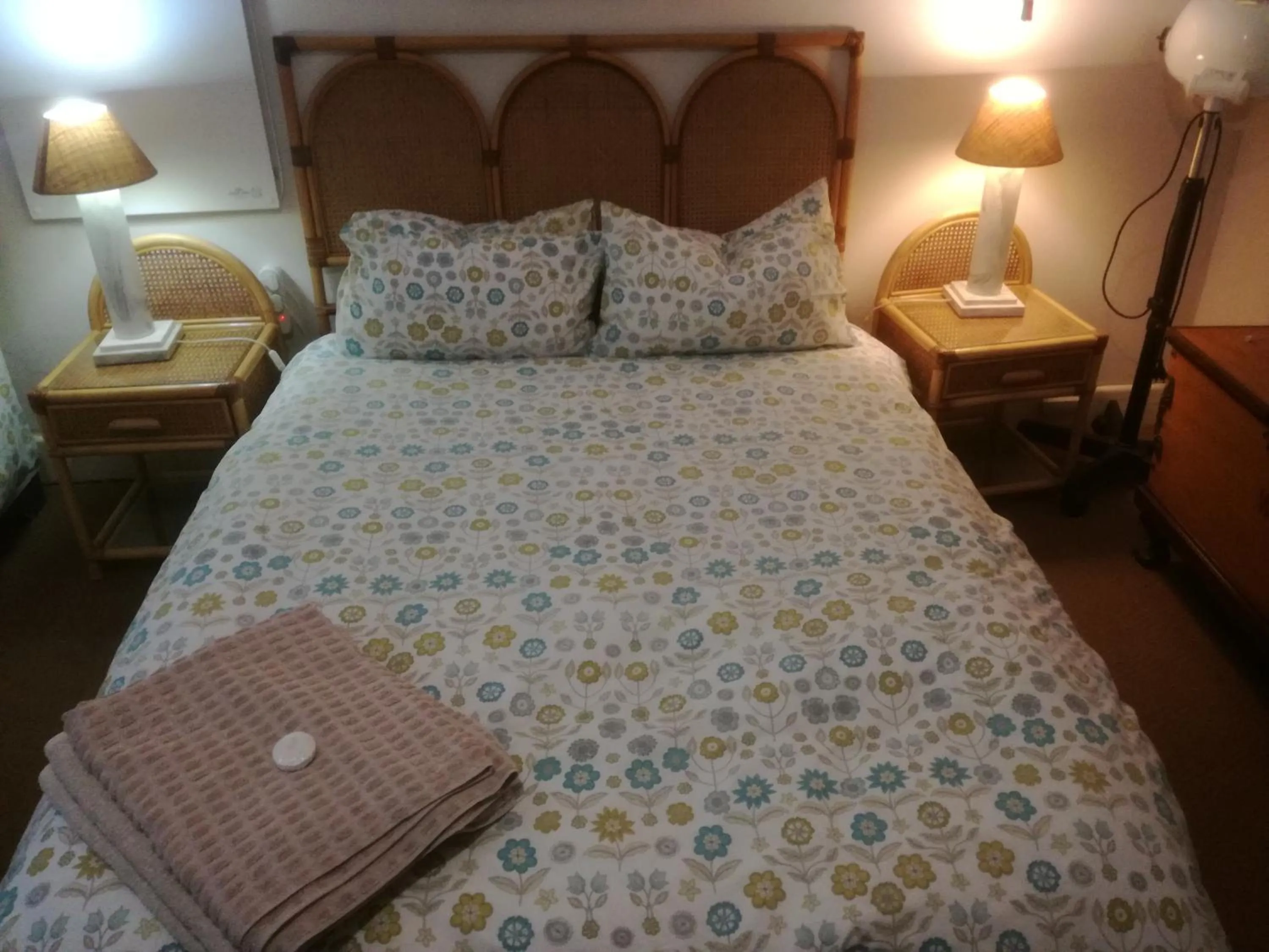 Bed in Valley Guest House