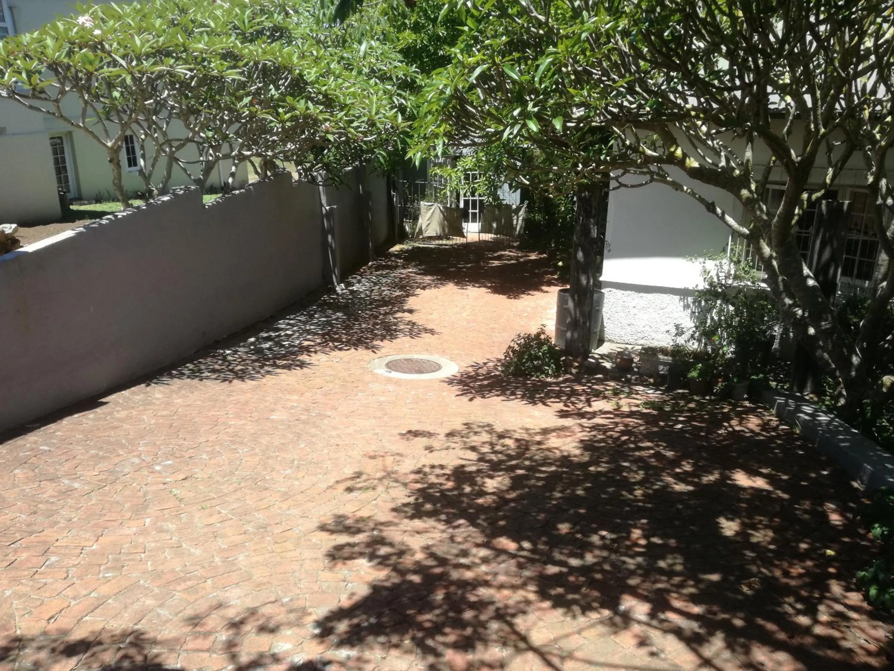 Facade/entrance in Valley Guest House