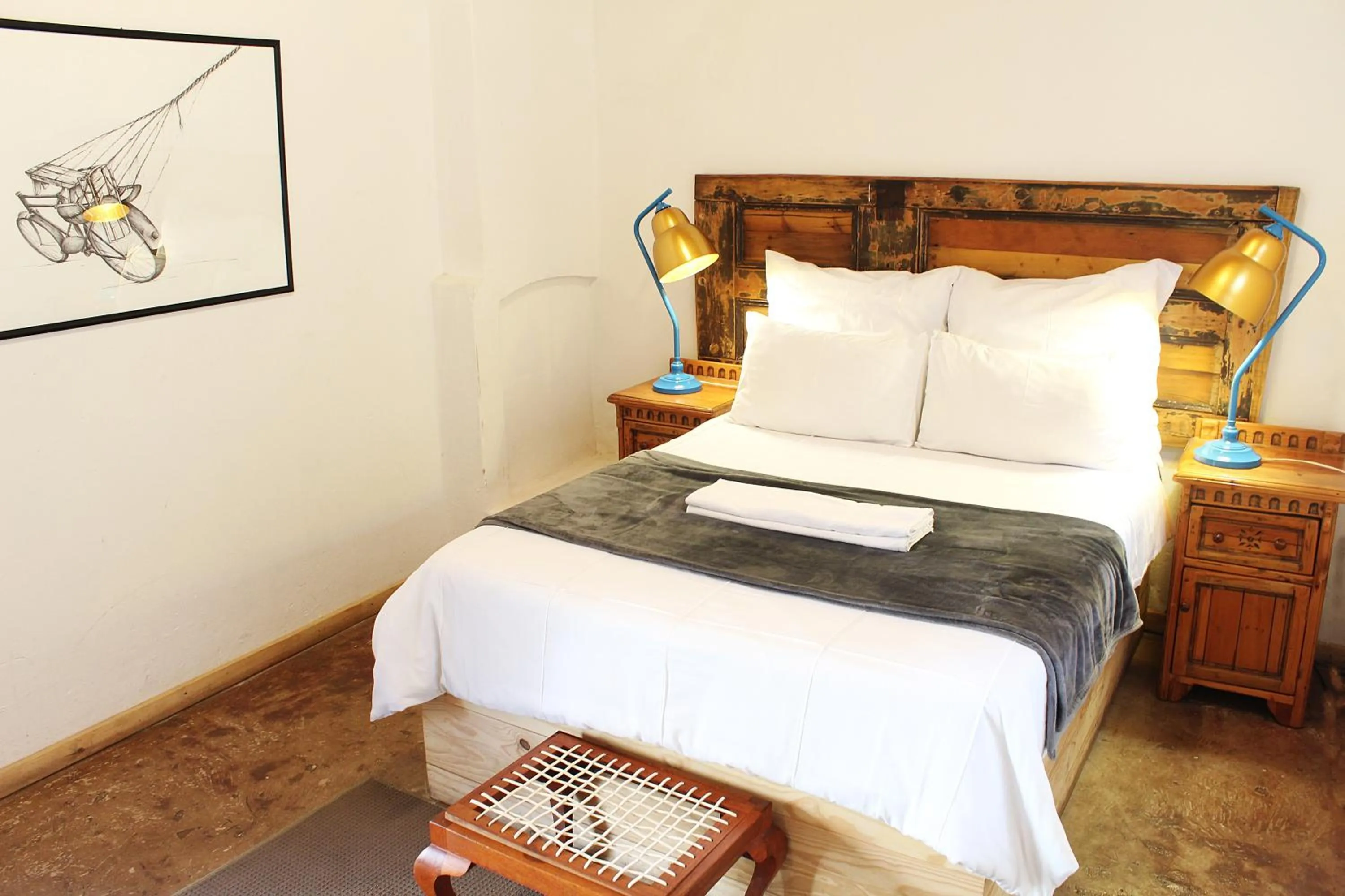 Bed in CURIOCITY Backpackers Johannesburg