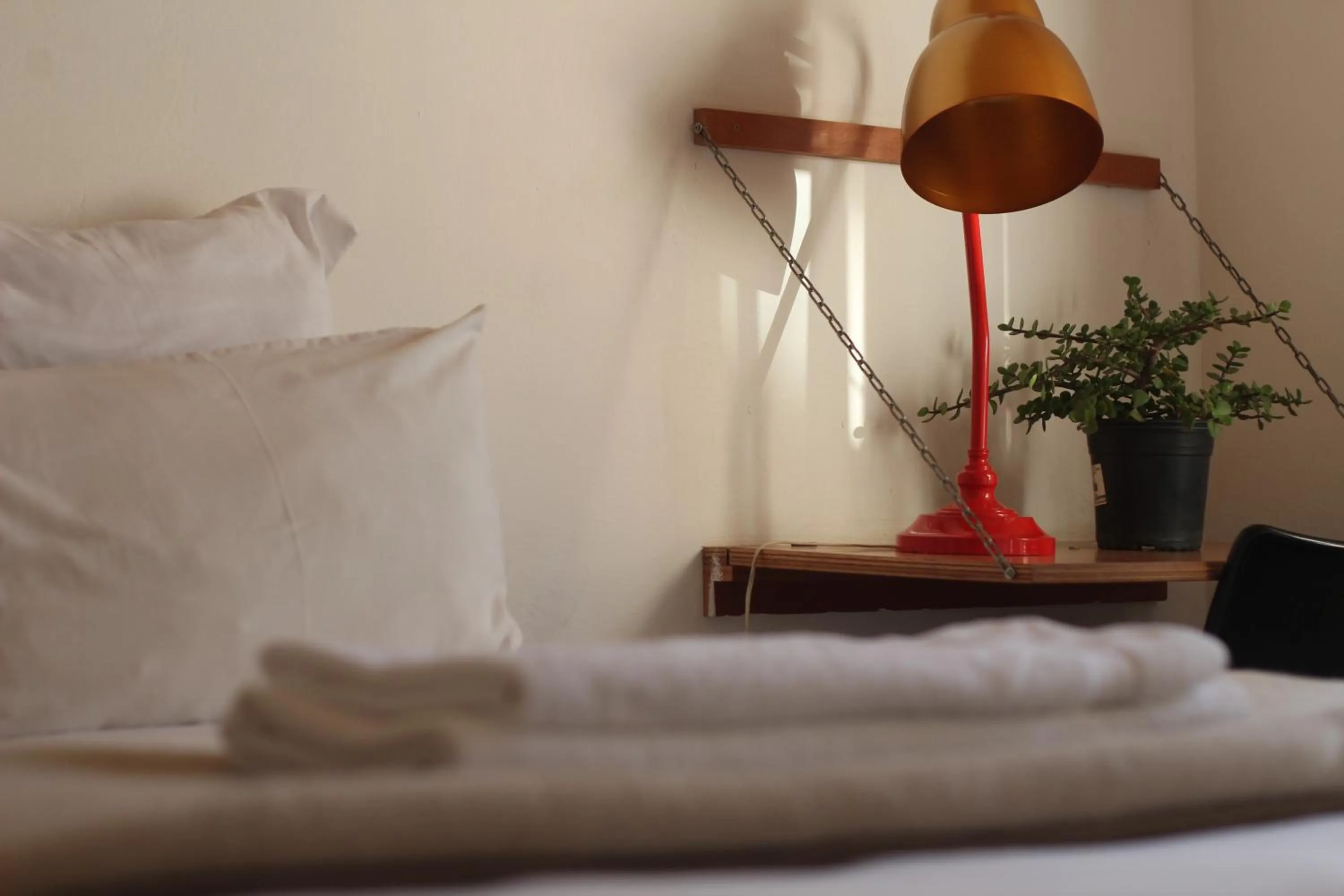 Bed in CURIOCITY Backpackers Johannesburg