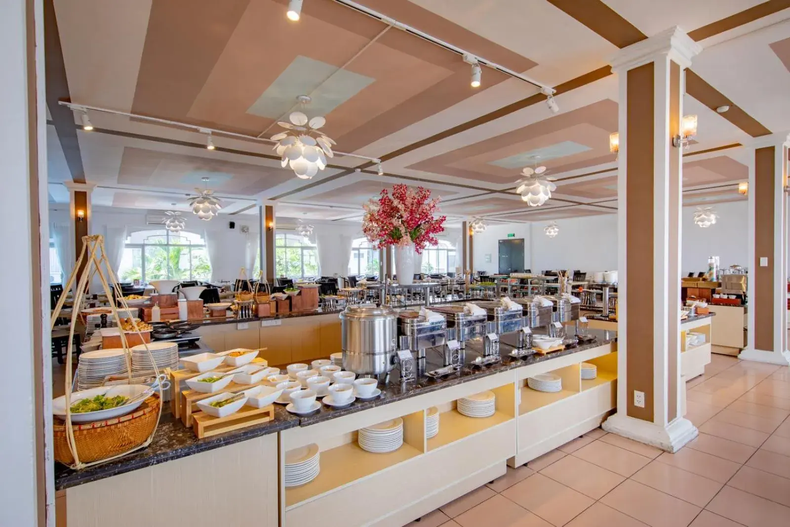 Restaurant/places to eat in Grandvrio City Danang By Route Inn Group Restaurant/places to eat in Grandvrio City Danang By Route Inn Group