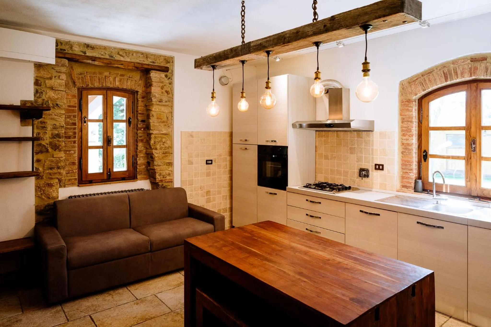 Kitchen or kitchenette in Villa La Quercia - Garden&Relax