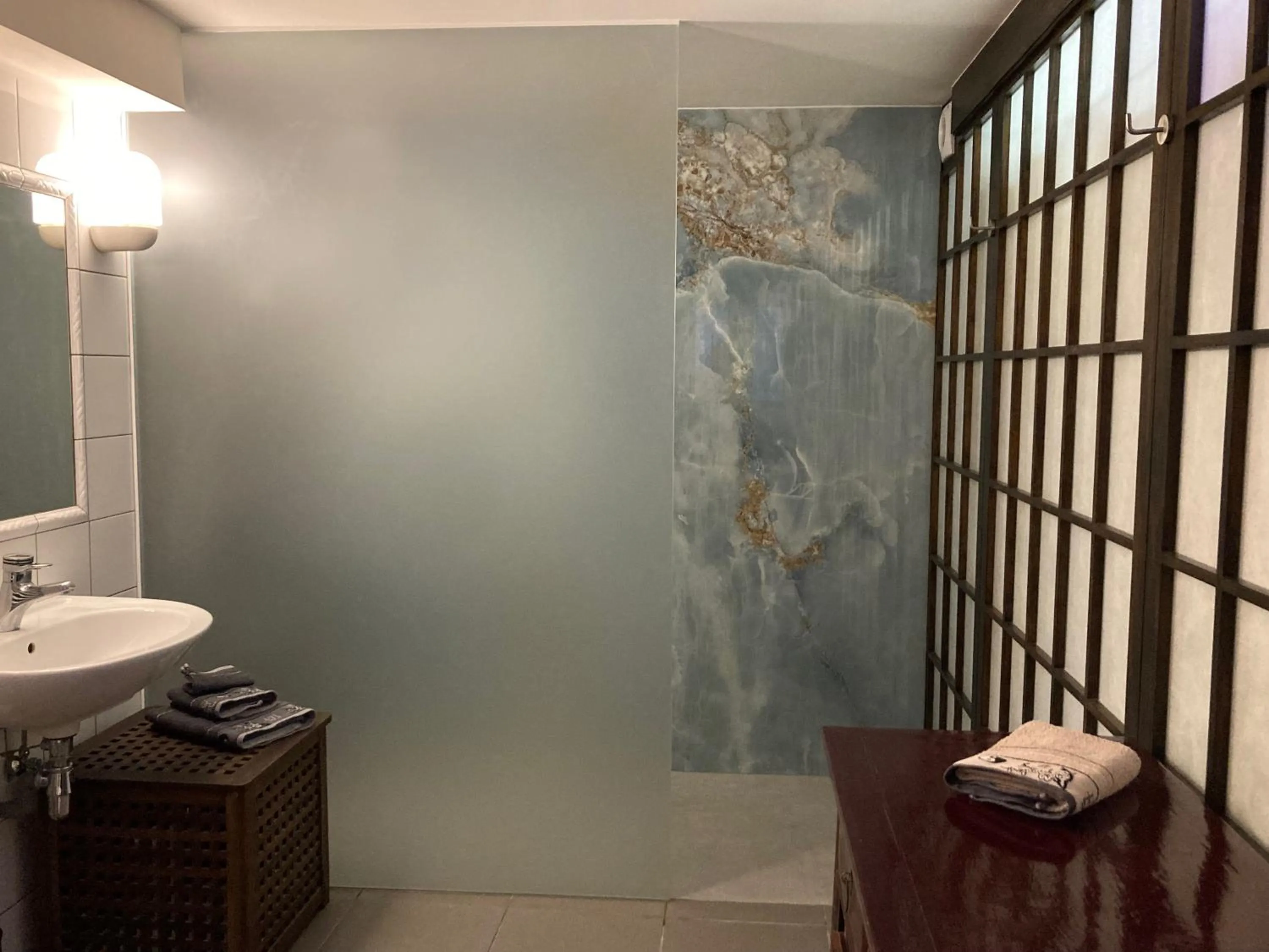 Bathroom in B&B Matin Tranquille