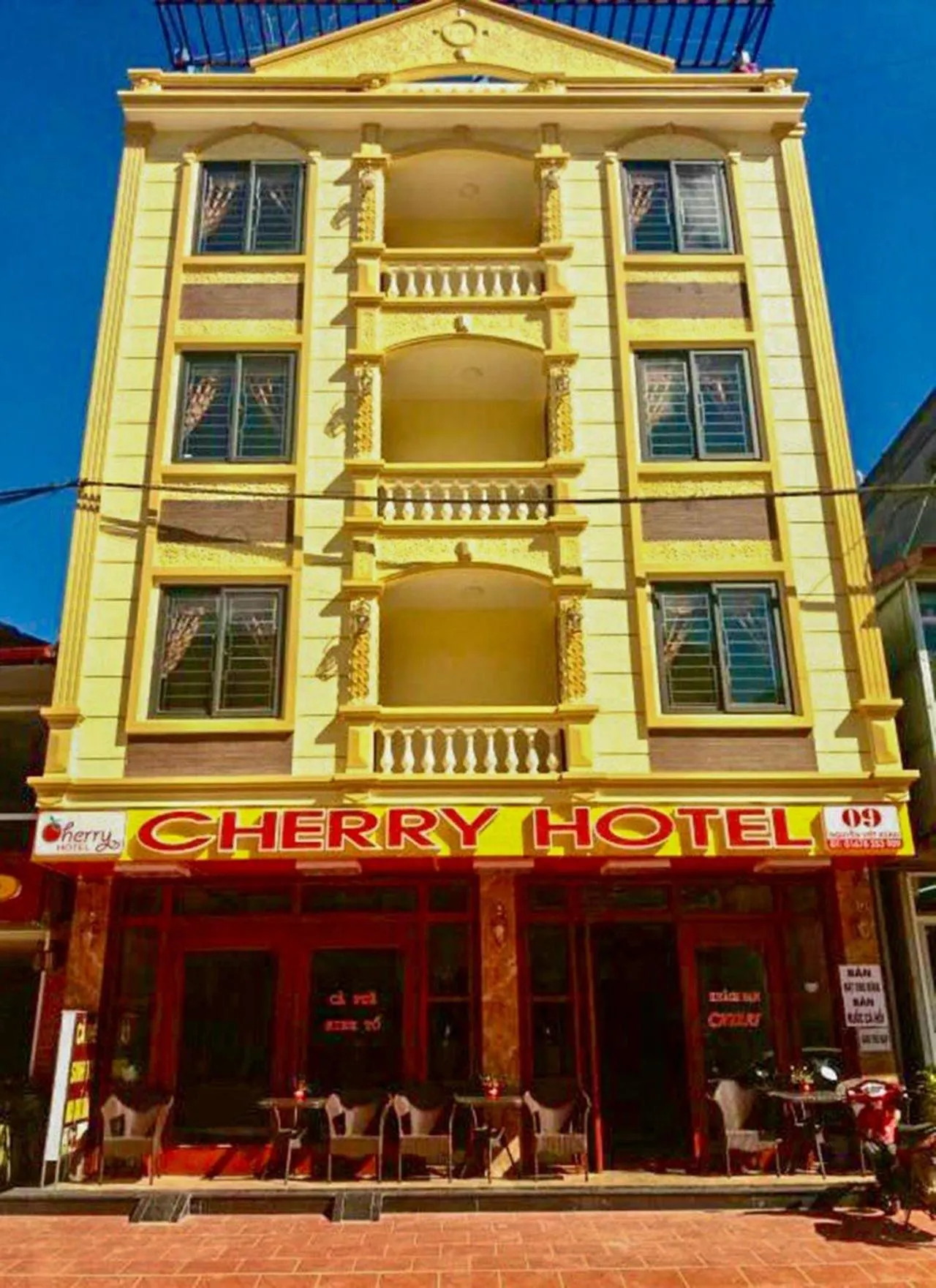 Property building in Cherry Hotel