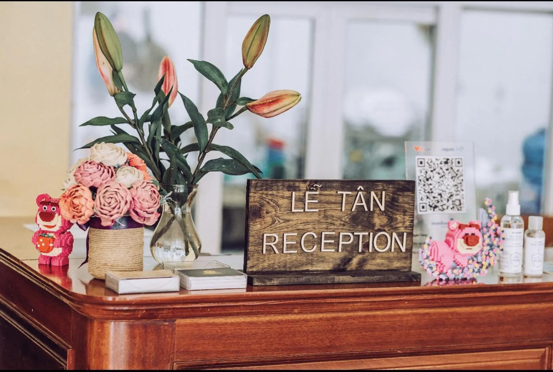 Lobby or reception in Cherry Hotel