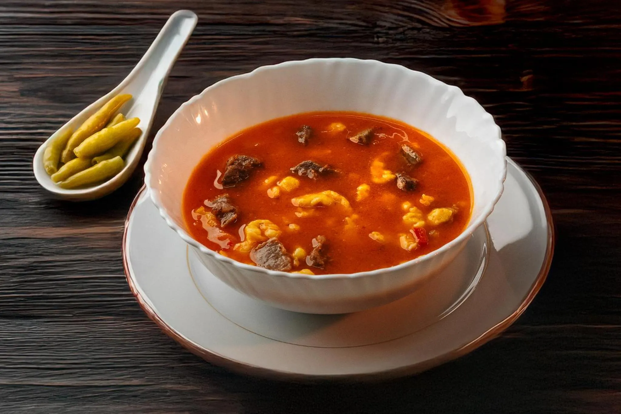 Restaurant/places to eat in Pensiunea Vanatorul