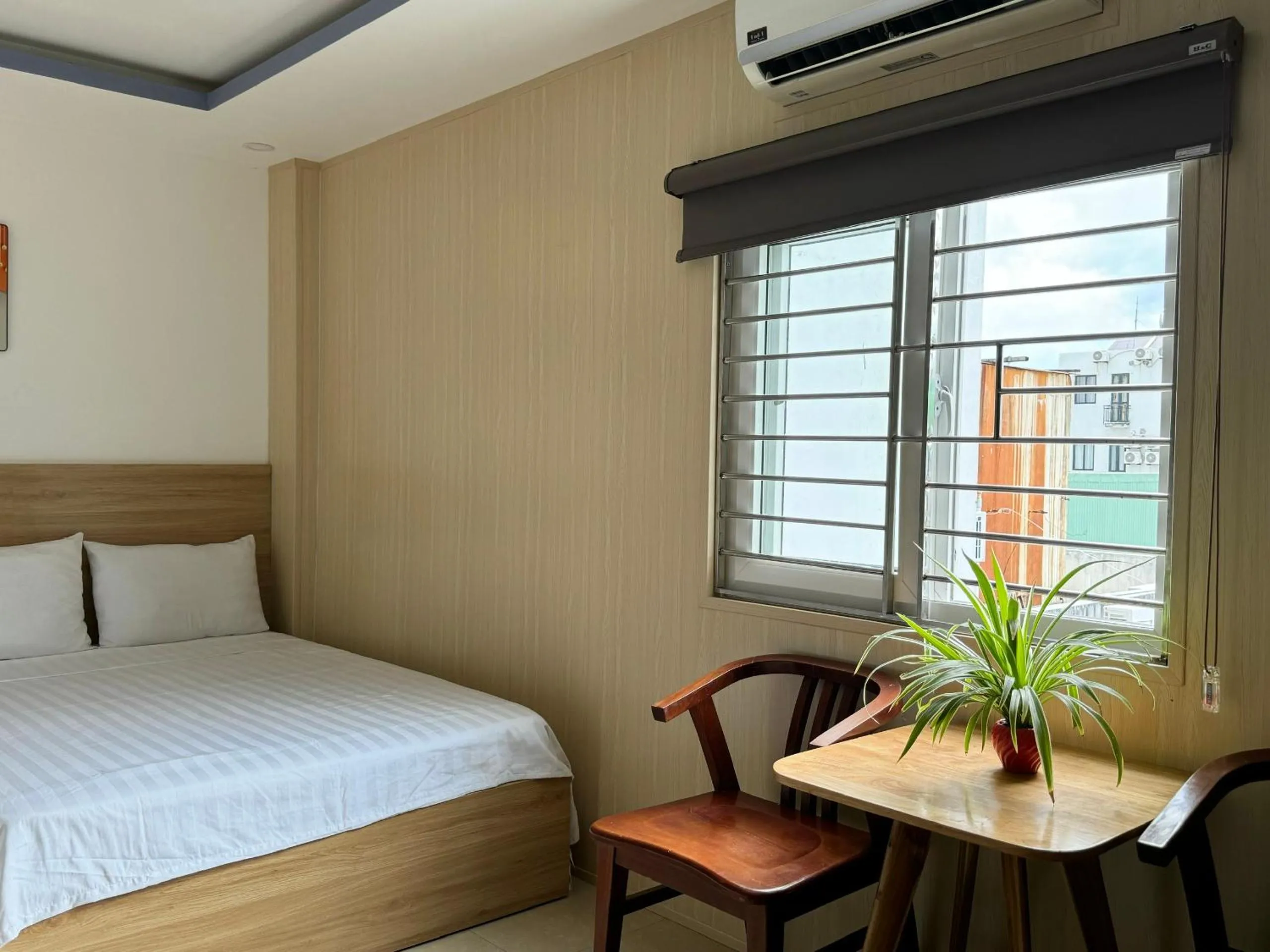 Seating area, Bed in Thanh Hiền HB Hotel