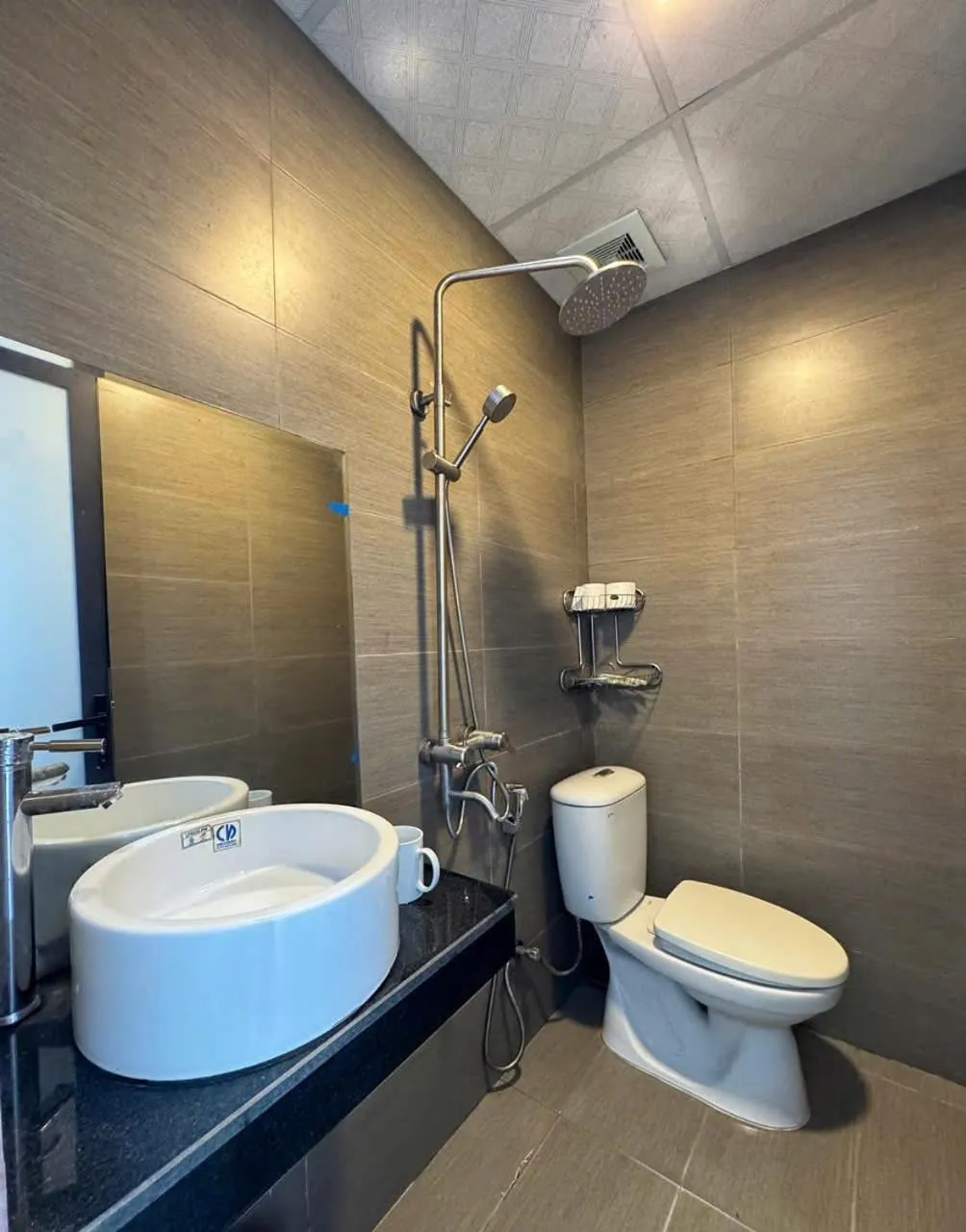 Toilet in Thanh Hiền HB Hotel