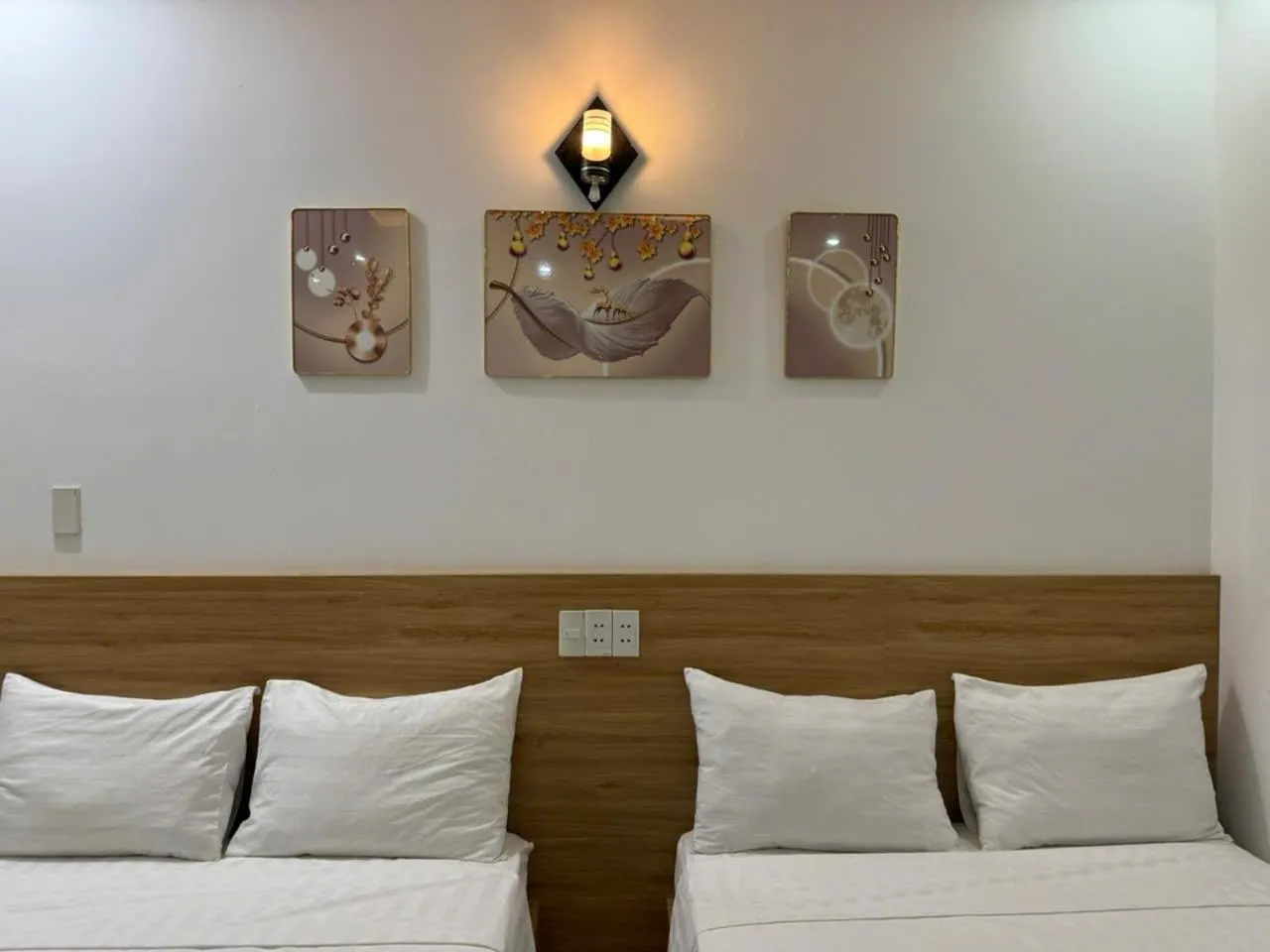 Bedroom in Thanh Hiền HB Hotel