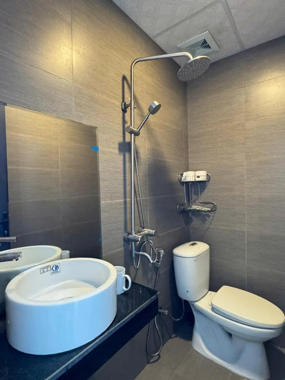 Toilet in Thanh Hiền HB Hotel