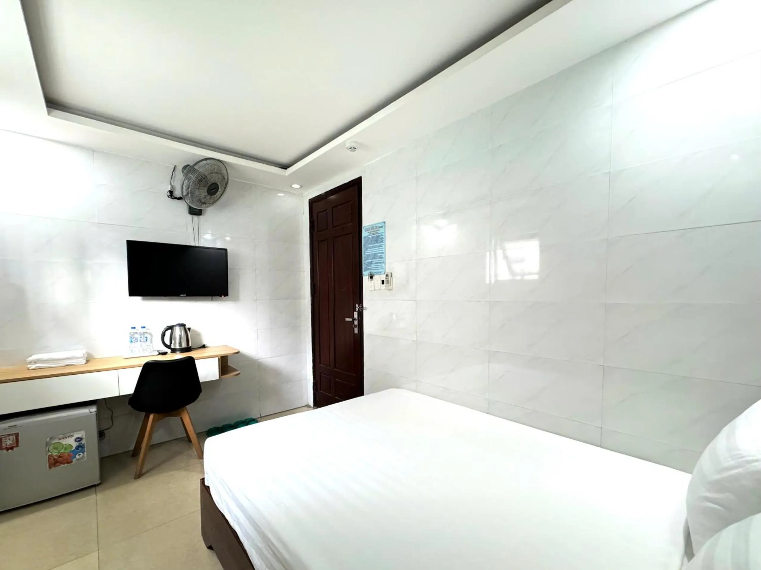 Photo of the whole room, Bed in Thanh Hiền HB Hotel
