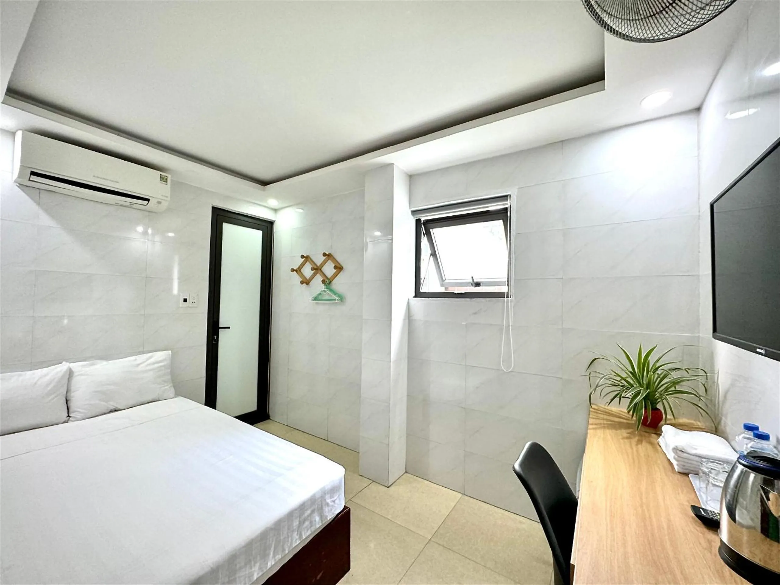 Bedroom, Bed in Thanh Hiền HB Hotel