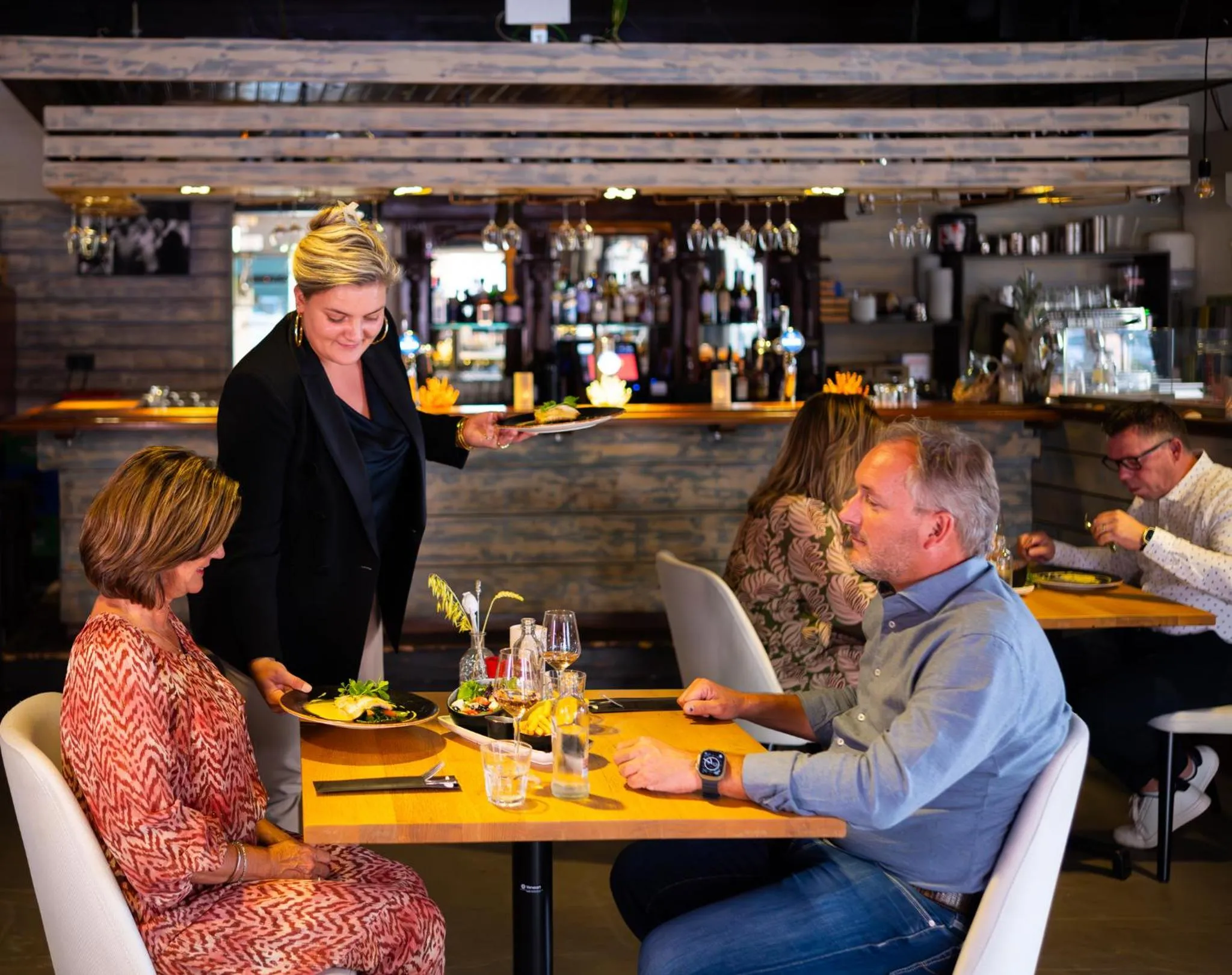 Restaurant/places to eat in Camping de Brem