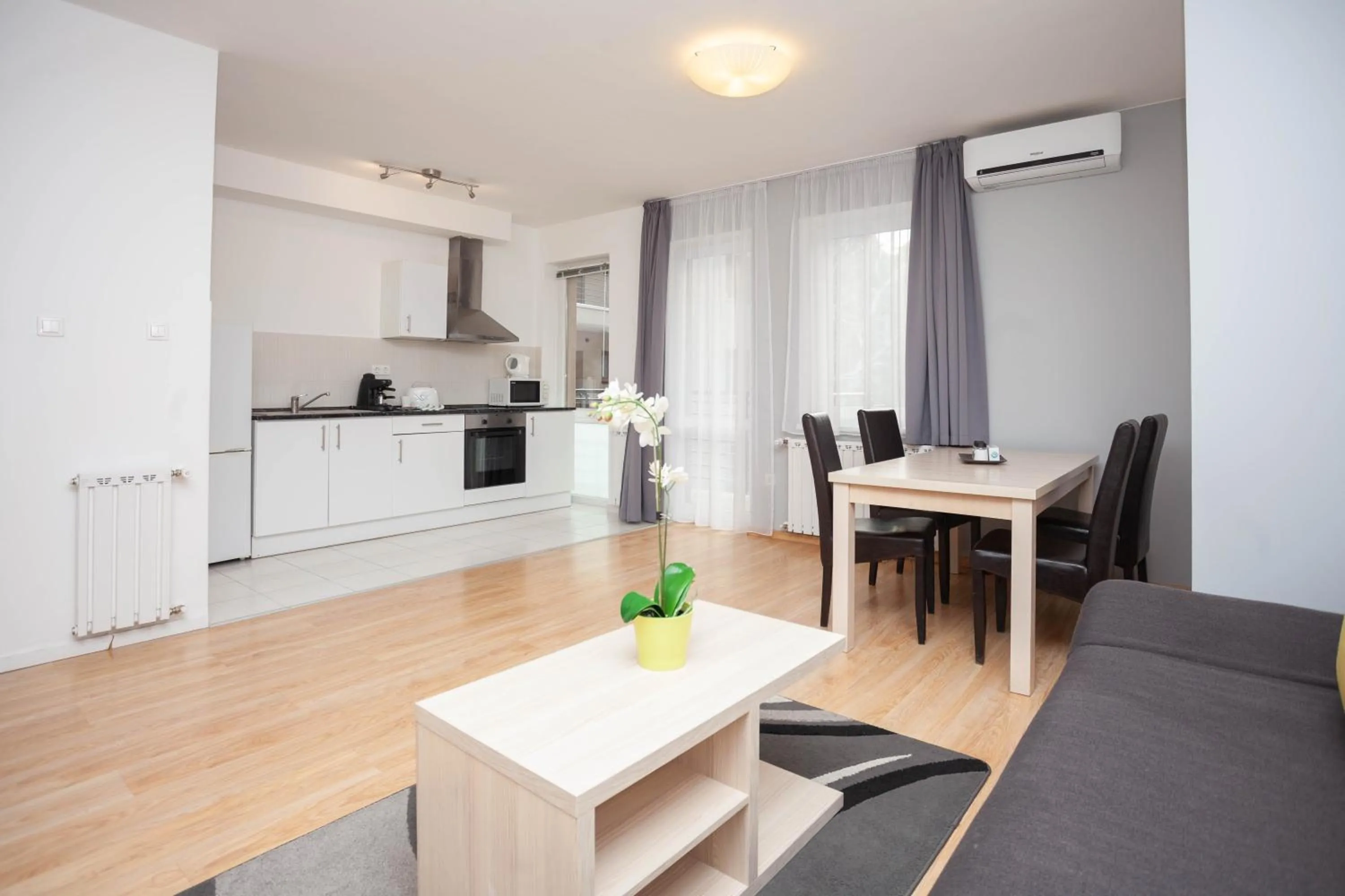 Coffee/tea facilities in Maple Tree Budget Apartments