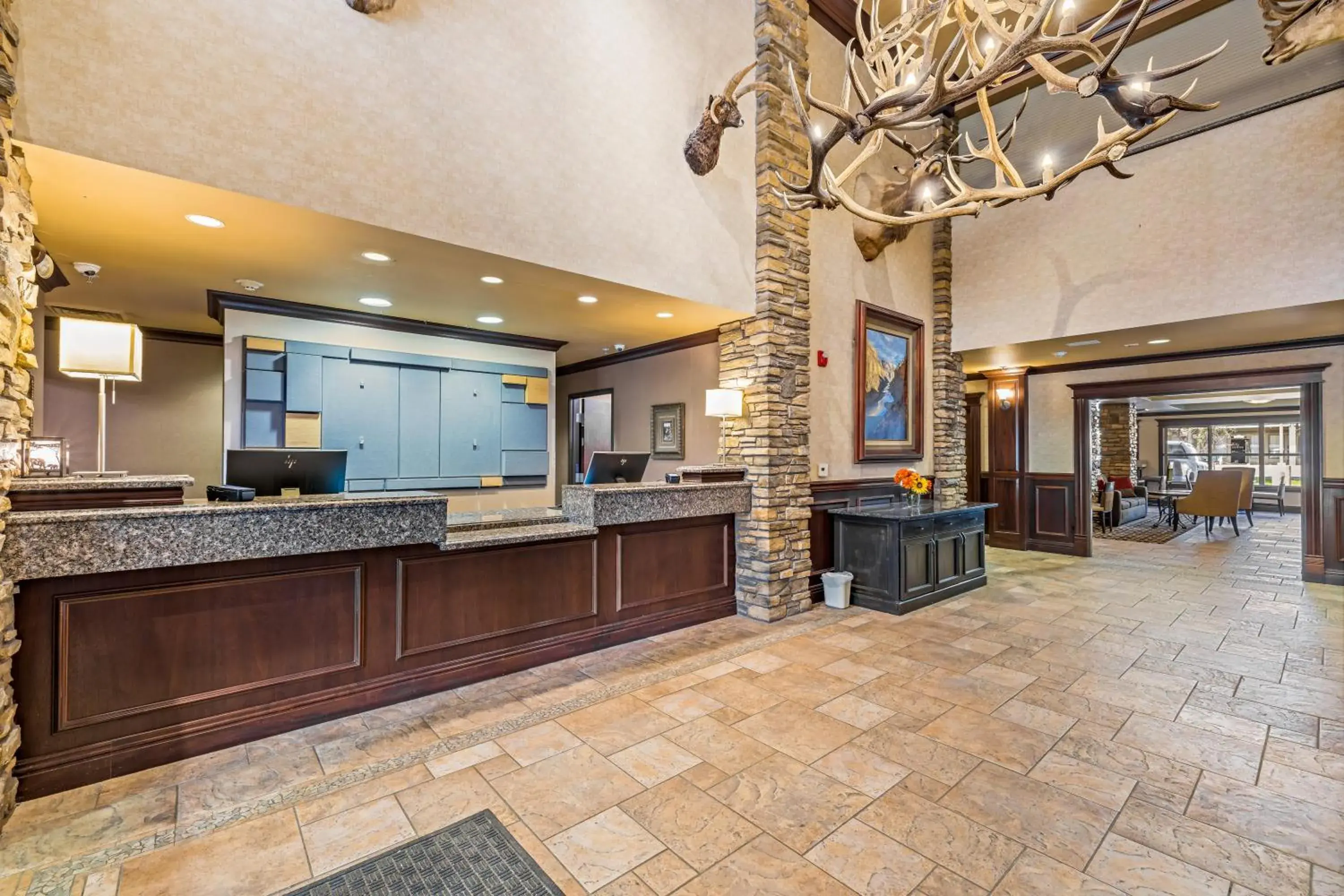 Lobby or reception in The Evergreen Hotel Lobby or reception in The Evergreen Hotel