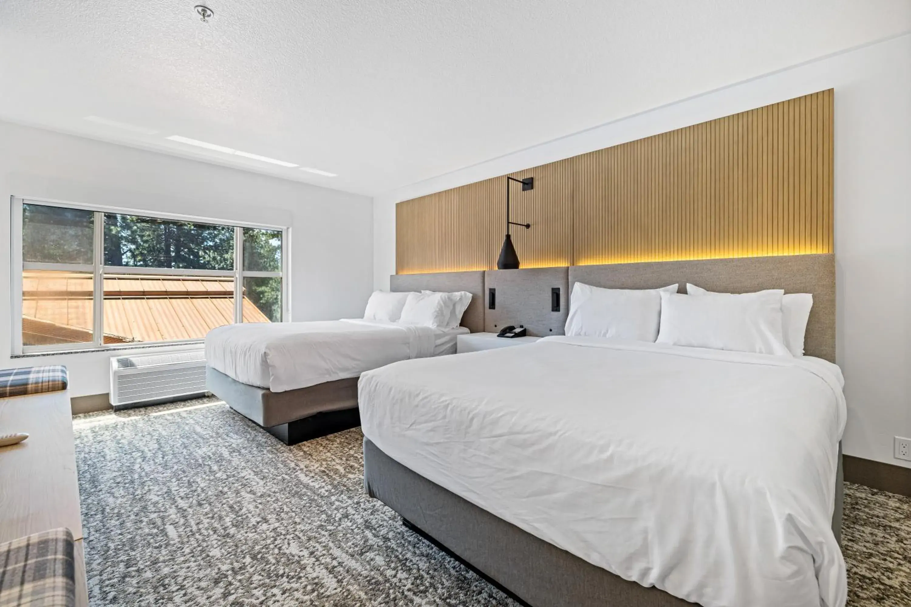 Bed in The Evergreen Hotel Bed in The Evergreen Hotel