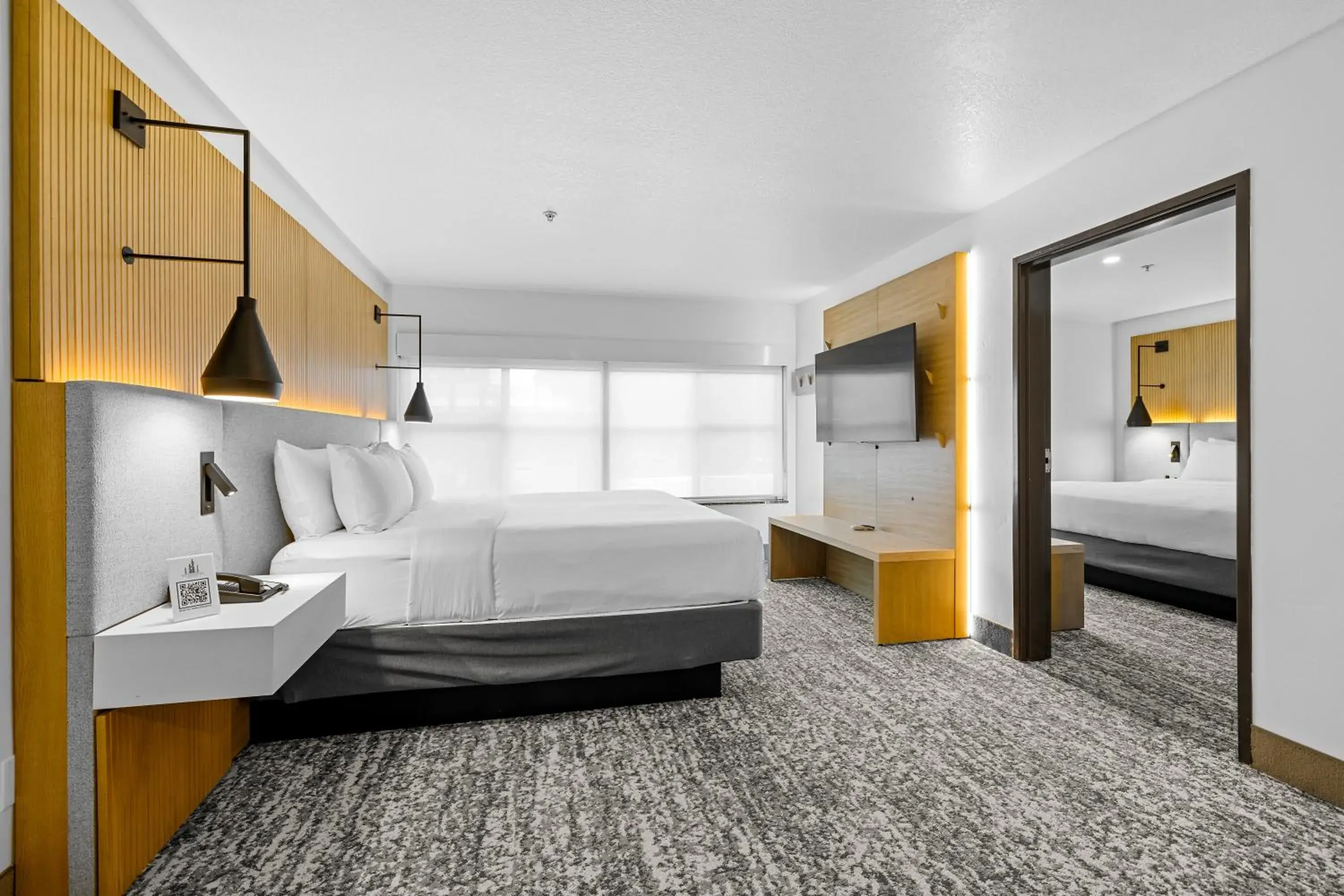 Deluxe Family Suite in The Evergreen Hotel Deluxe Family Suite in The Evergreen Hotel