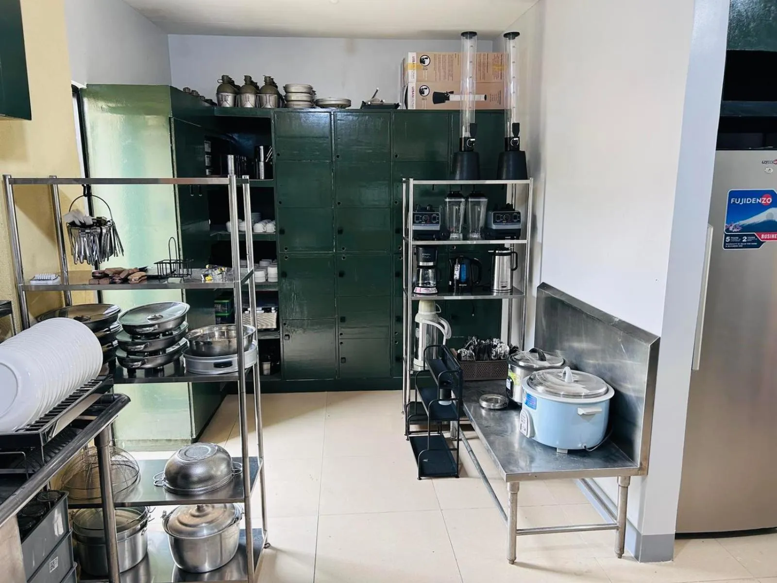 Kitchen or kitchenette in Camp Backpackers Port Barton