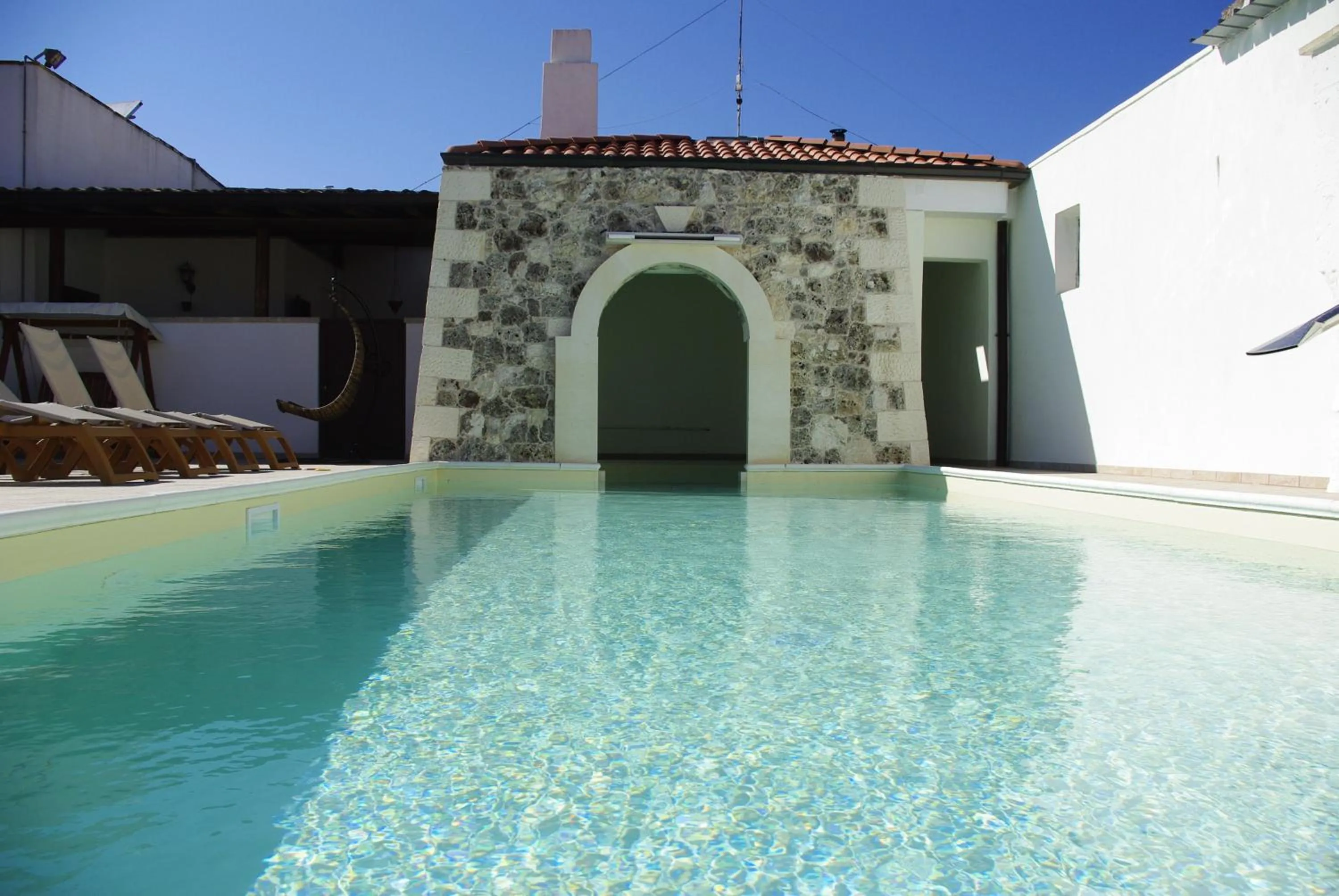 Facade/entrance in Agriturismo Il Megalite