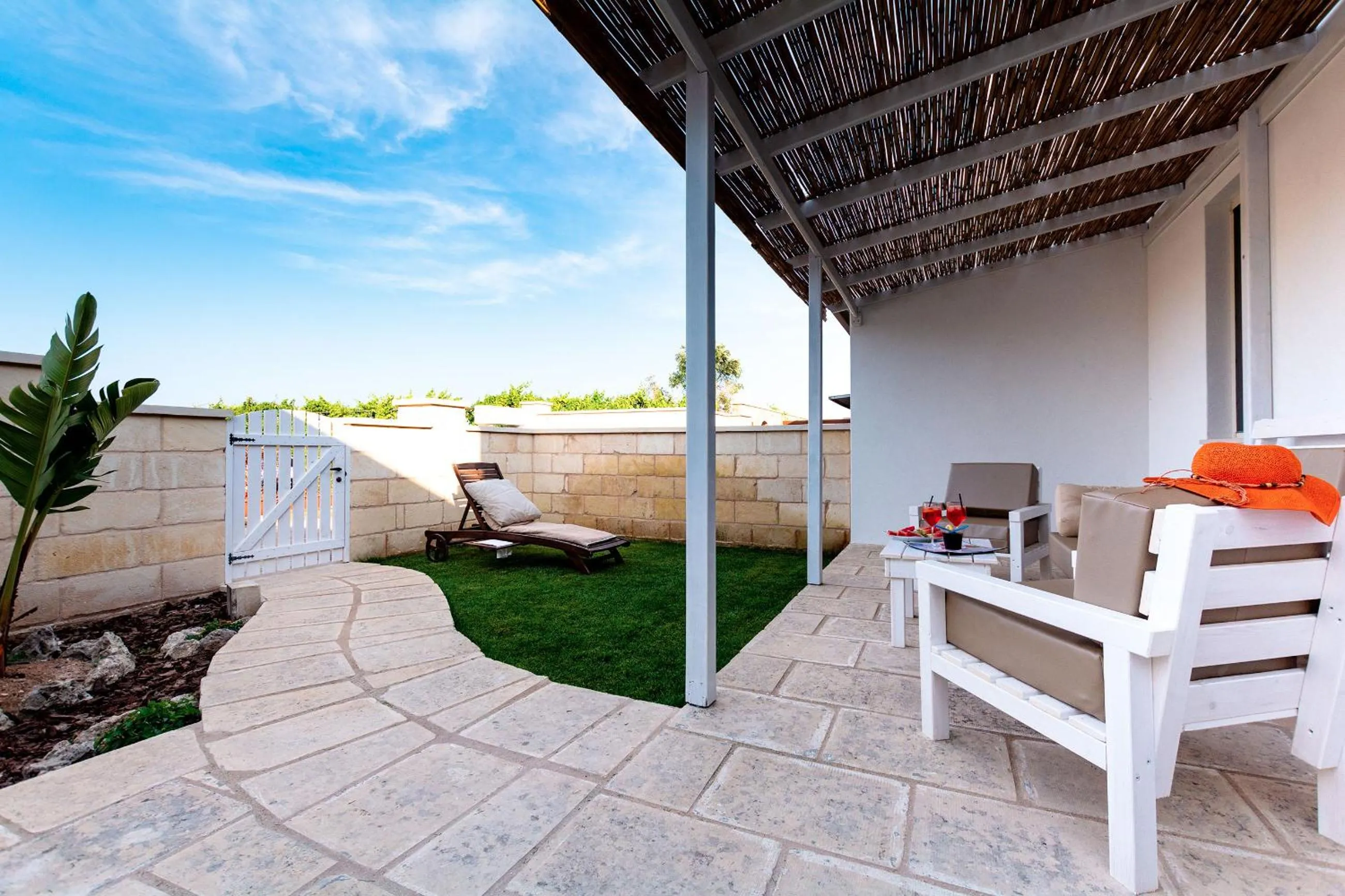 Patio in Agriturismo Il Megalite