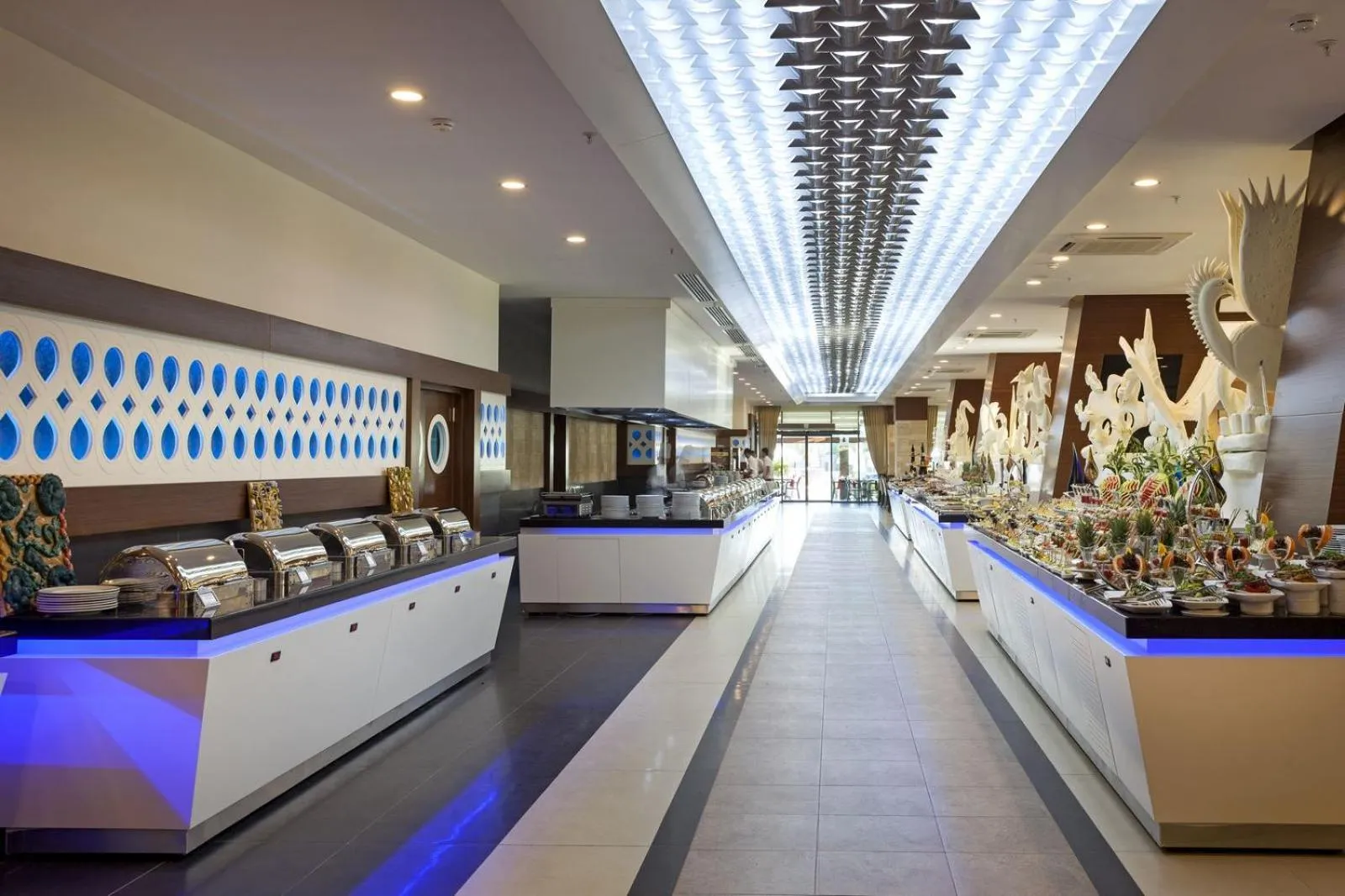 Food and drinks in Luna Blanca Resort & Spa