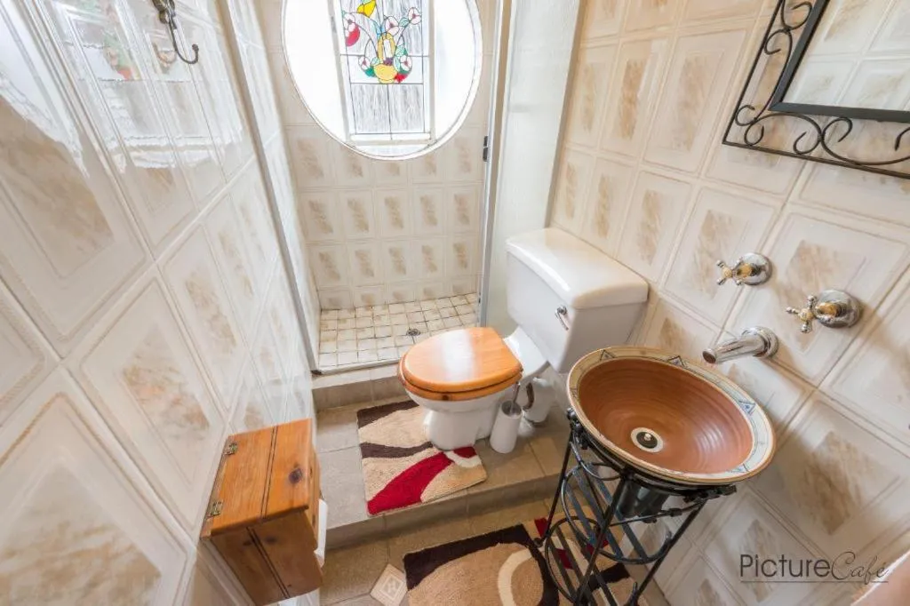 Shower in Just Tiffany Guest House & Conference Facility