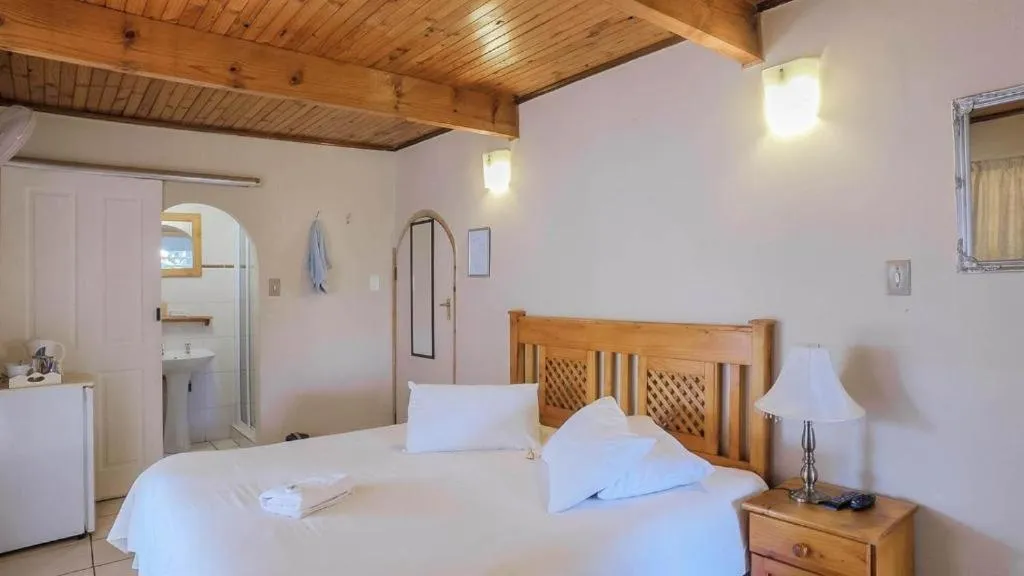 Bed in Just Tiffany Guest House & Conference Facility