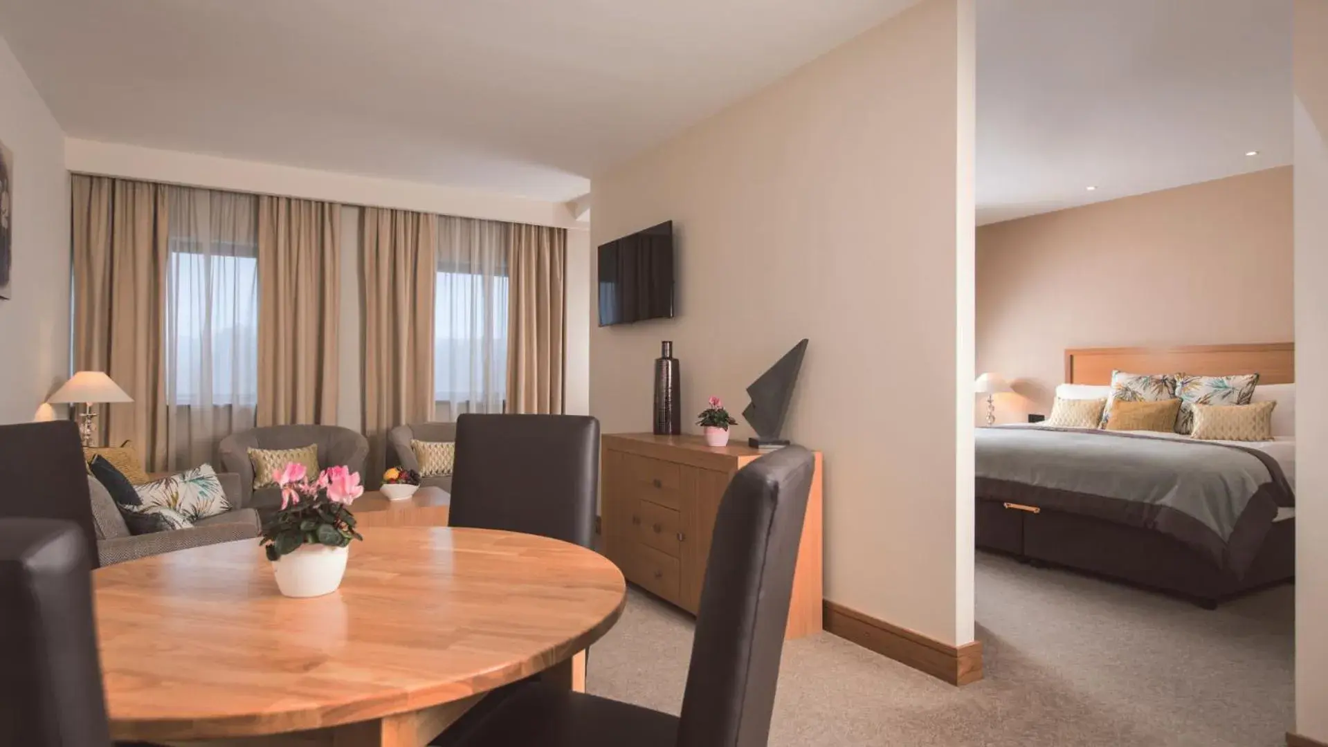 Bed in The Stormont Hotel Bed in The Stormont Hotel