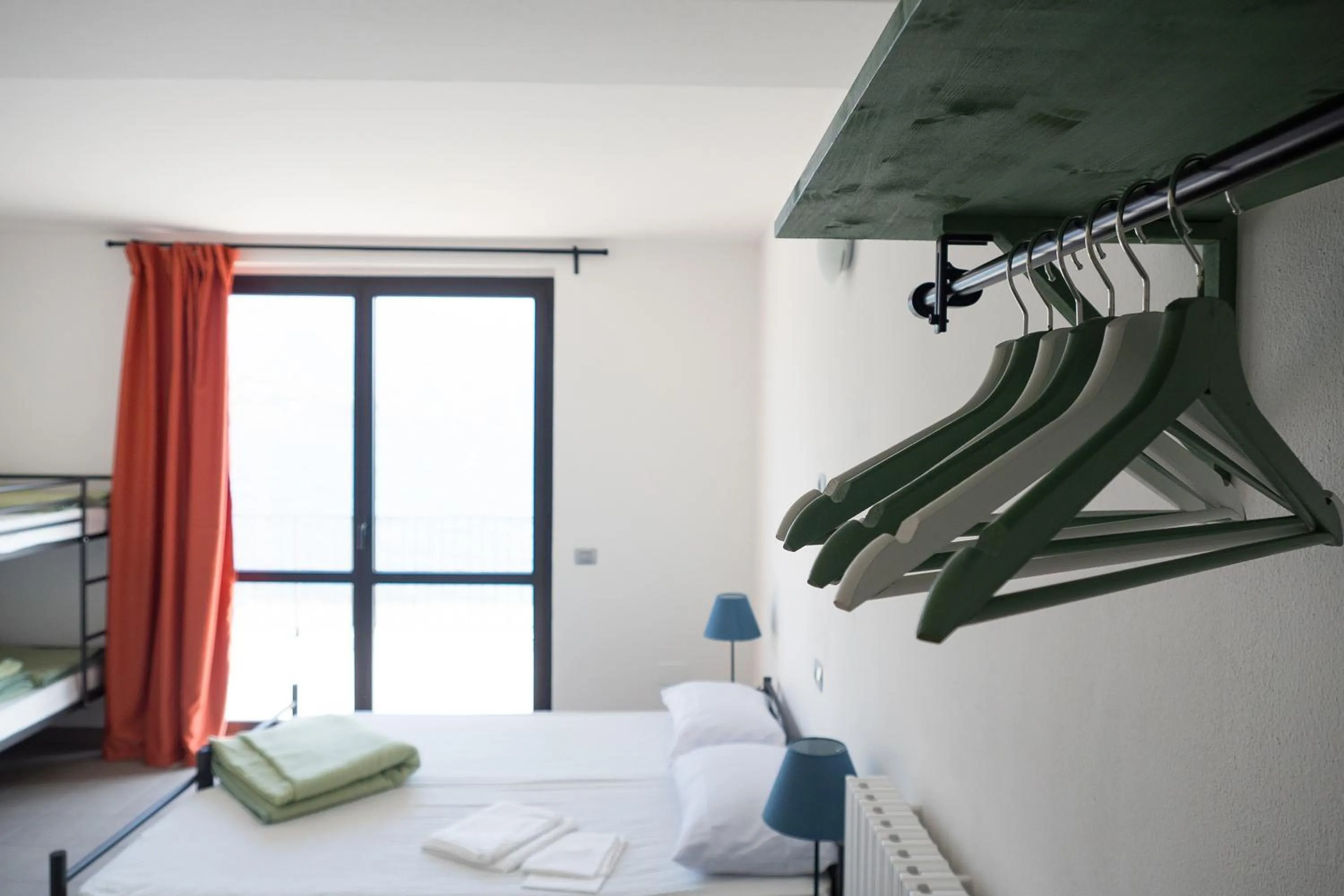 Bedroom, Bed in Lake Como Beach Hostel