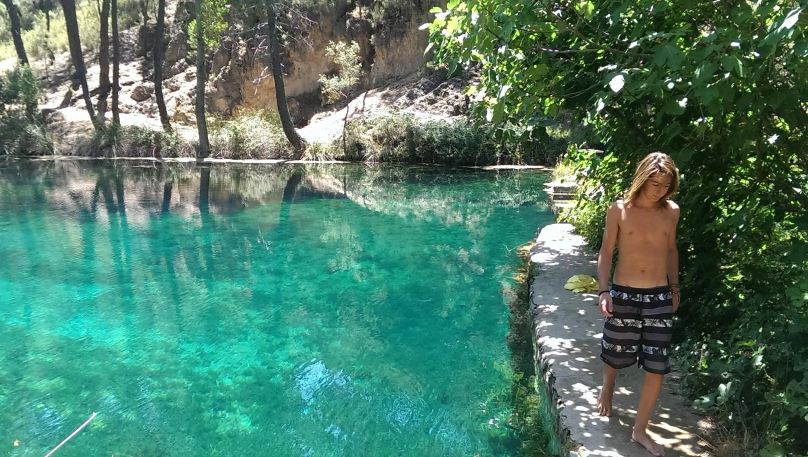 Day in Chorros del Río Mundo