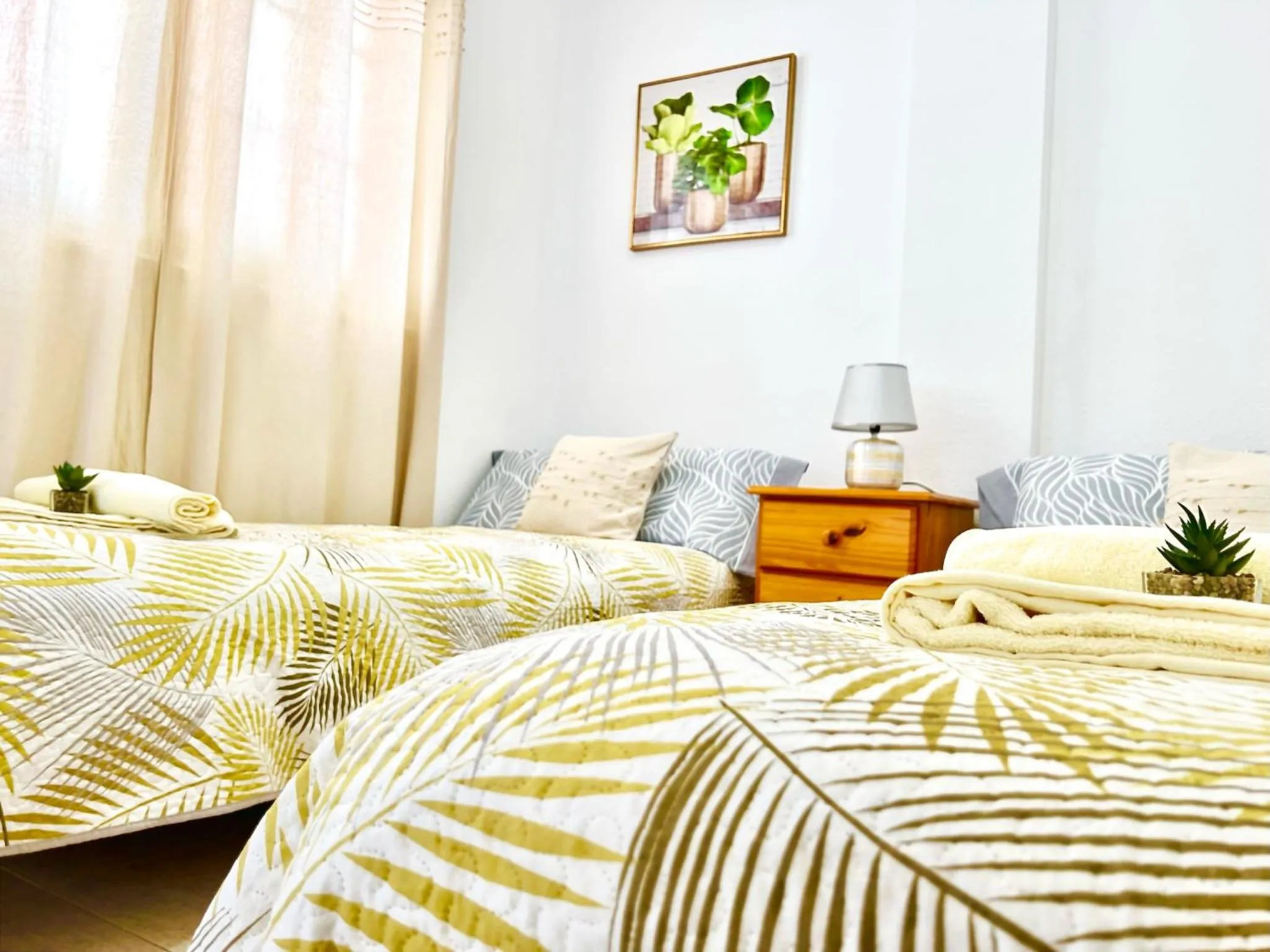 !!! Relaxing View, The Heights Apartment With Terrace and Heated Pools, Los Cristianos