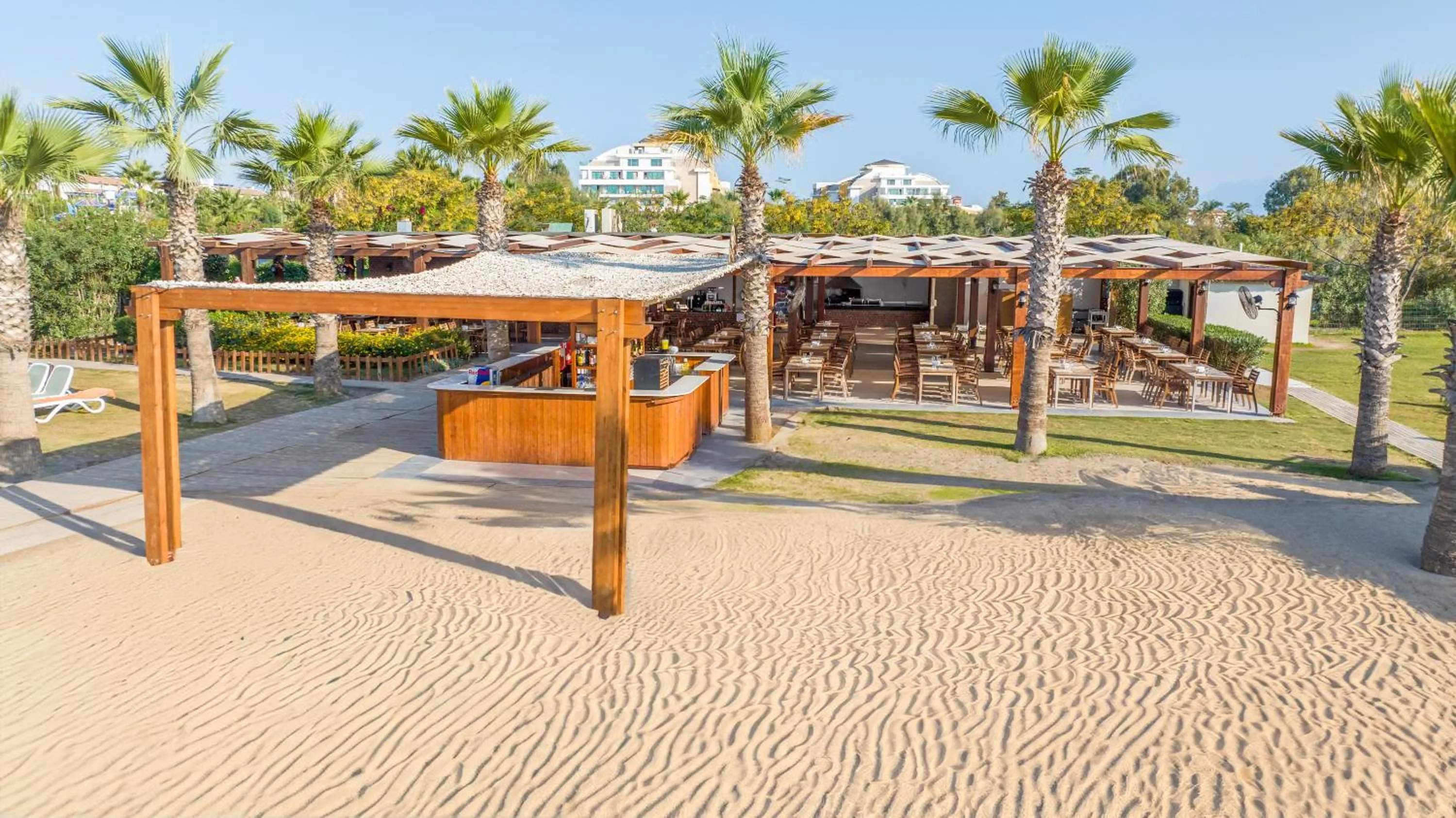 Restaurant/places to eat in Port Nature Luxury Resort