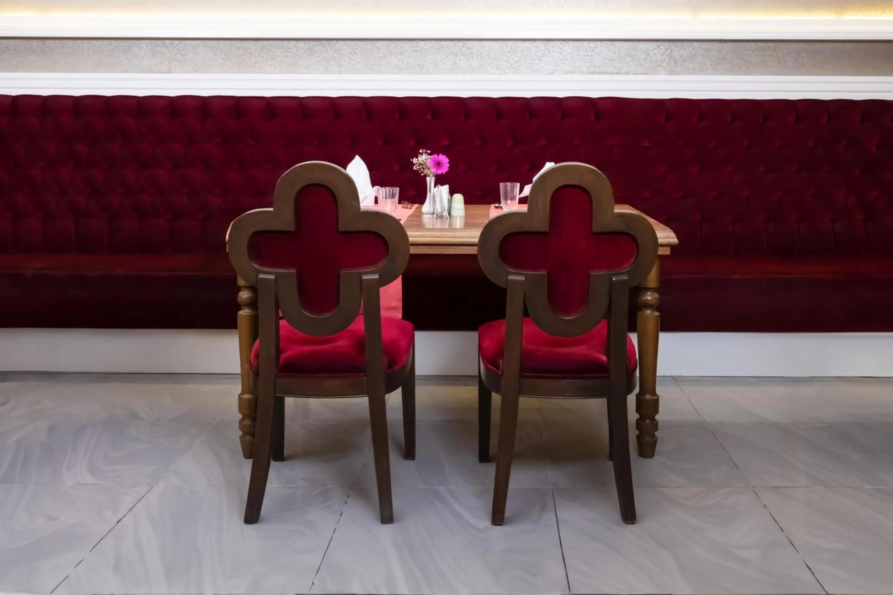 Restaurant/places to eat in Port Nature Luxury Resort