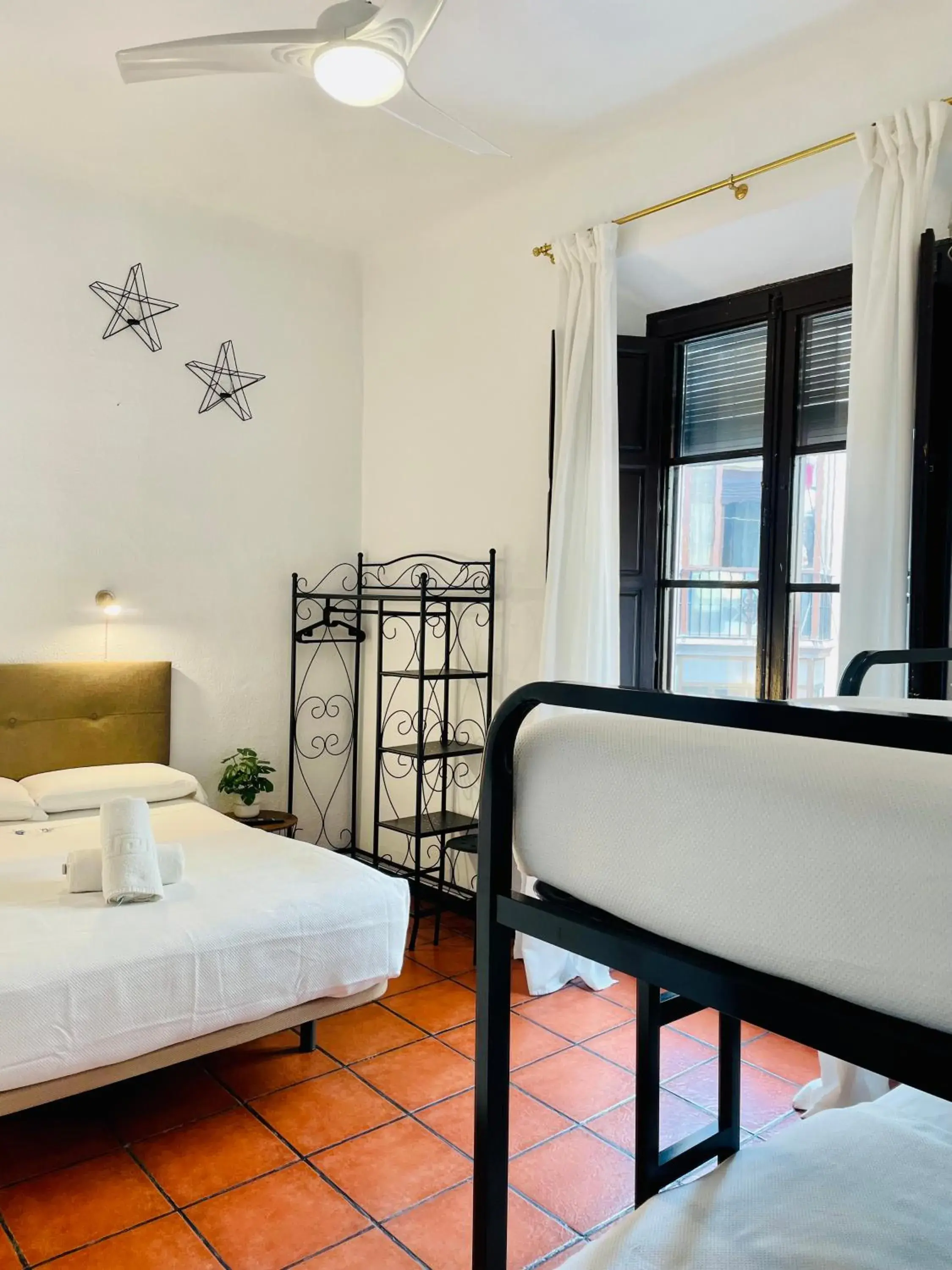 Family, Bed in Pension Venecia Gomerez Family, Bed in Pension Venecia Gomerez