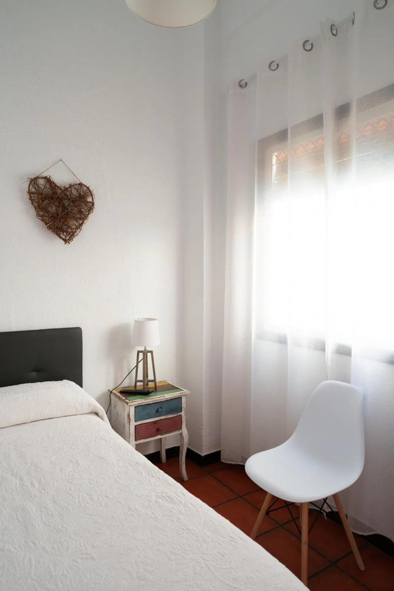 Bedroom, Bed in Pension Venecia Gomerez