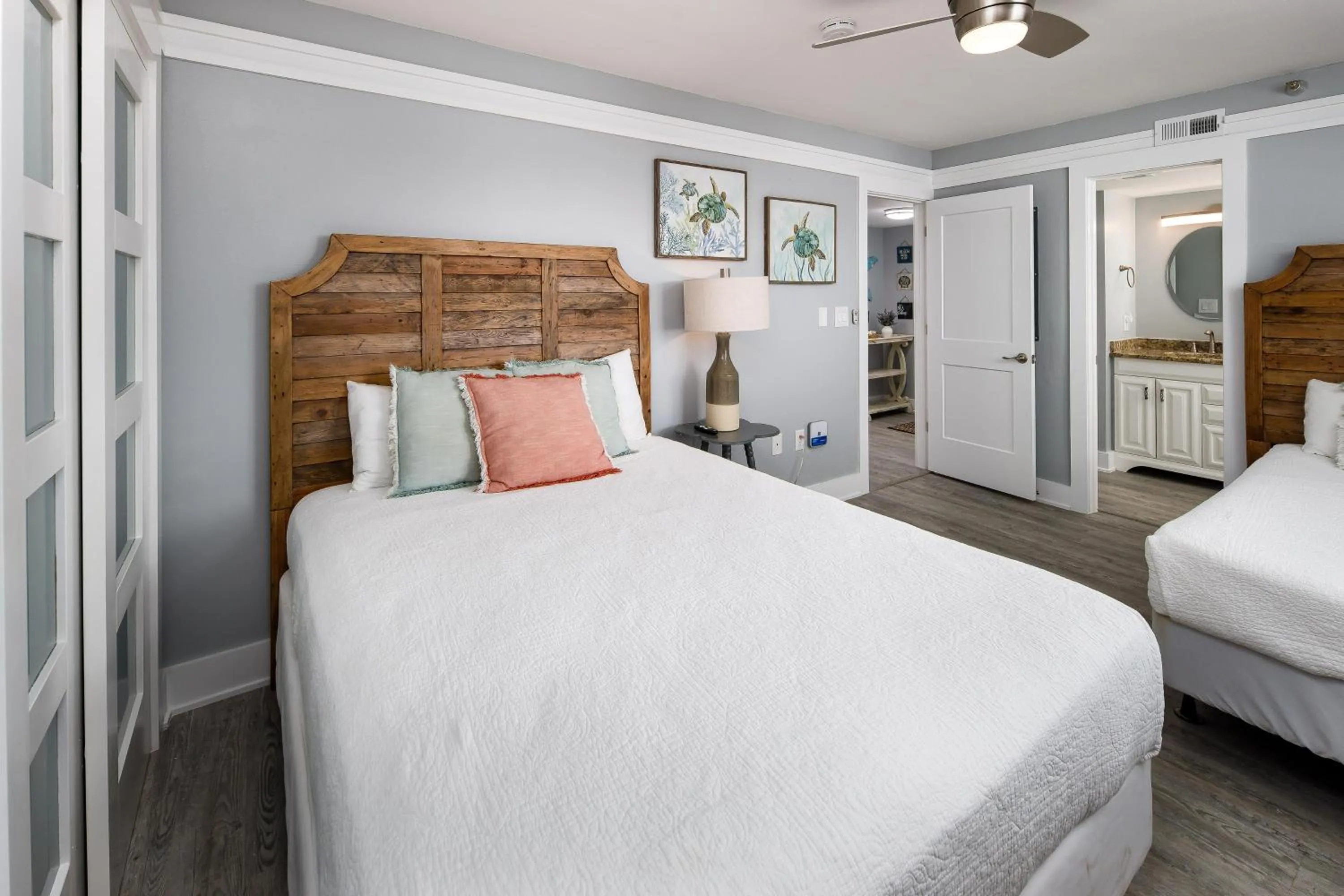 Bed in Nautilus 2710 Gulf View 7th Flr 2 BR 2 BA