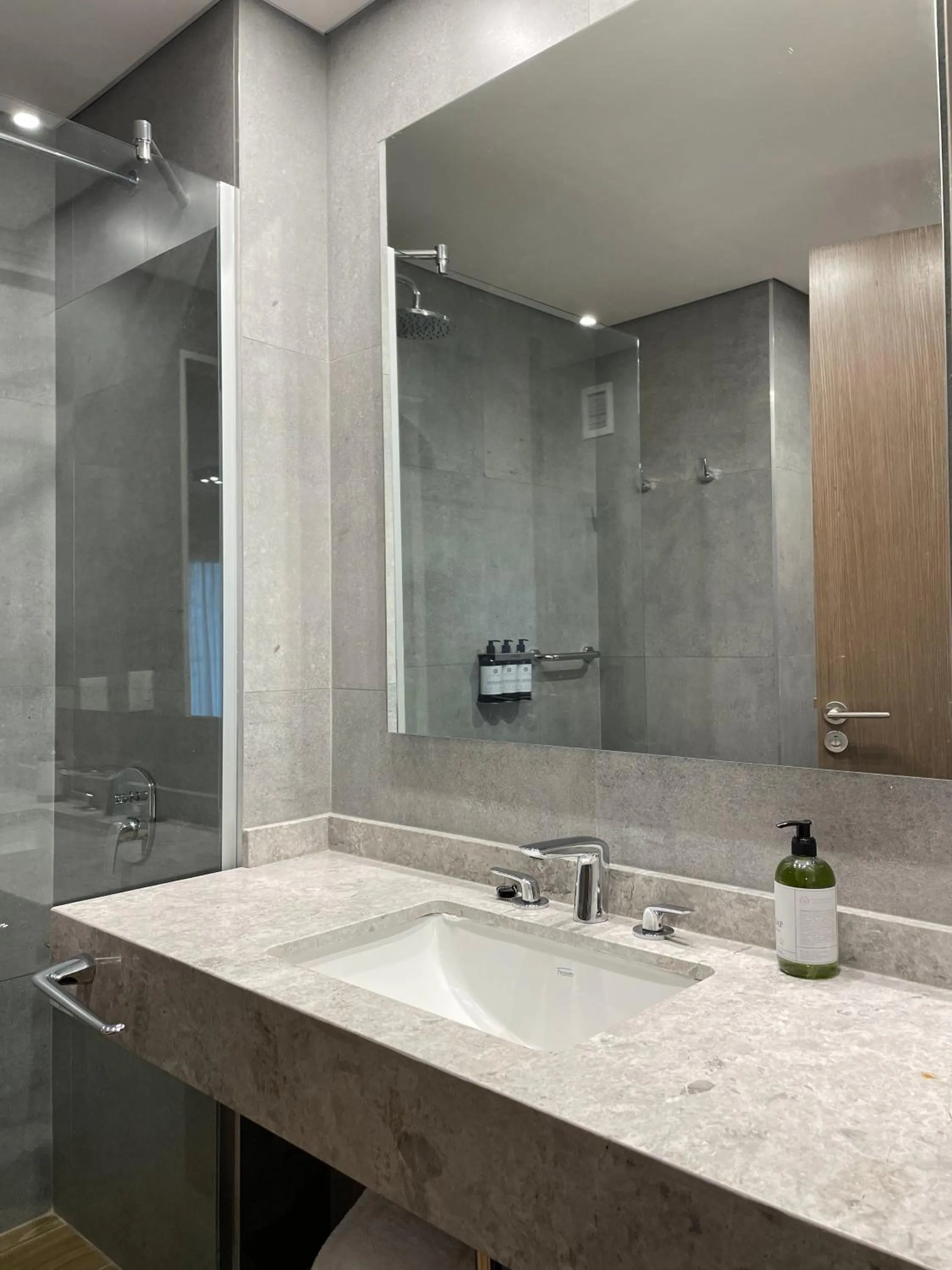 Bathroom in Barrancas Quality Apartments